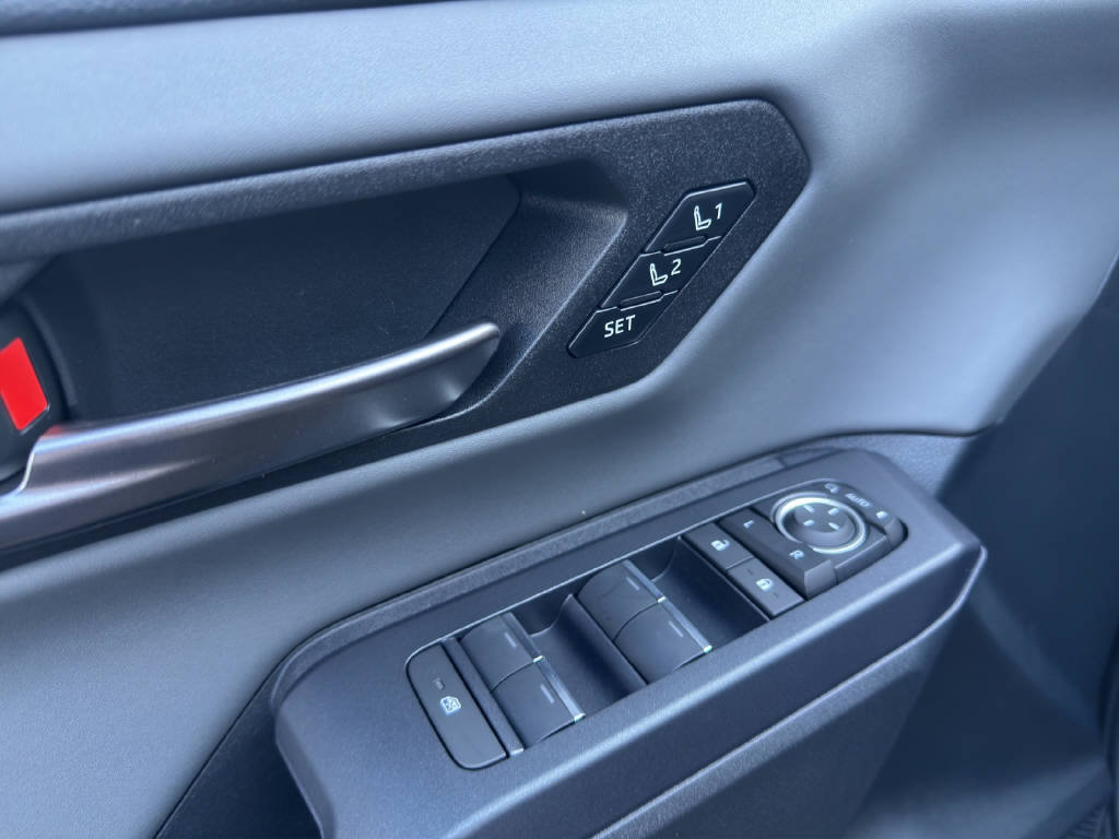 TOYOTA RAV4 2.5 Plug-In-Hybrid Style, Plug-in-Hybrid Benzin/Elektro, Neues Fahrzeug mit Tageszulassung, Automatik - 6