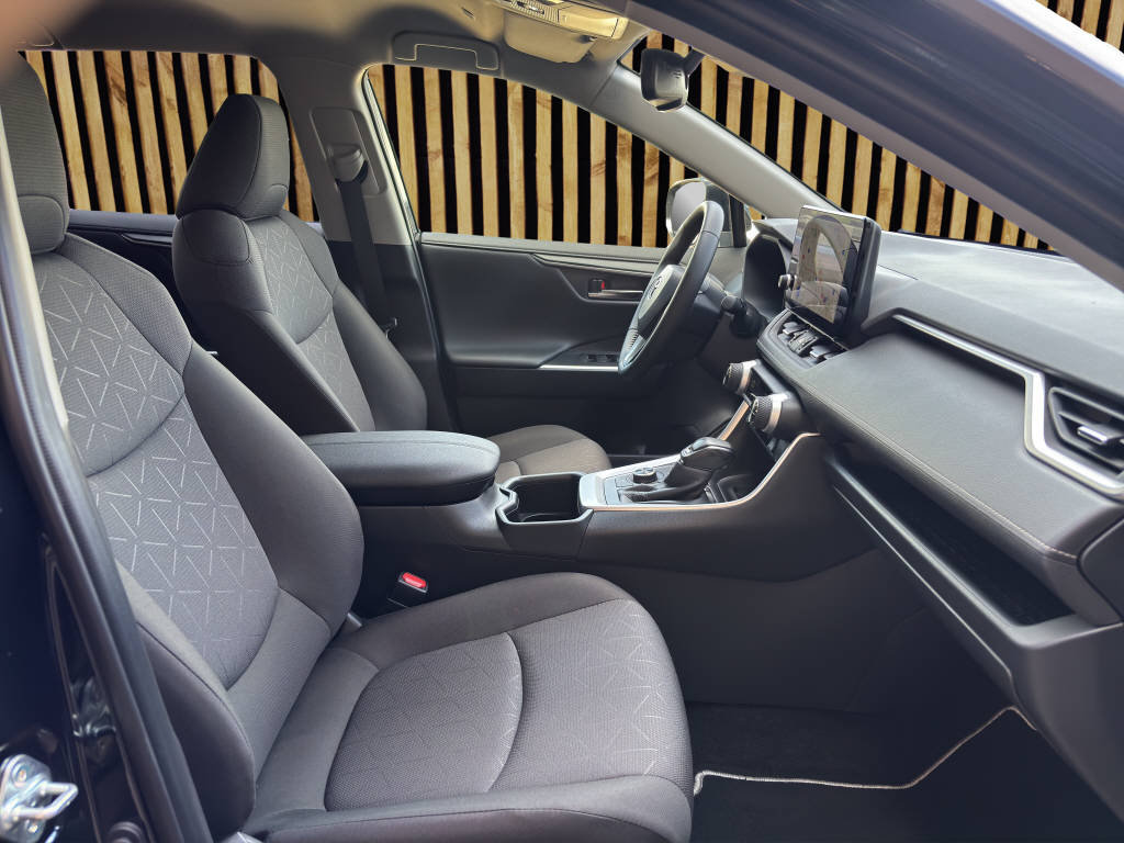 TOYOTA RAV4 2.5 HEV Trend, Full-Hybrid Petrol/Electric, Pre-registered new car, Automatic - 5