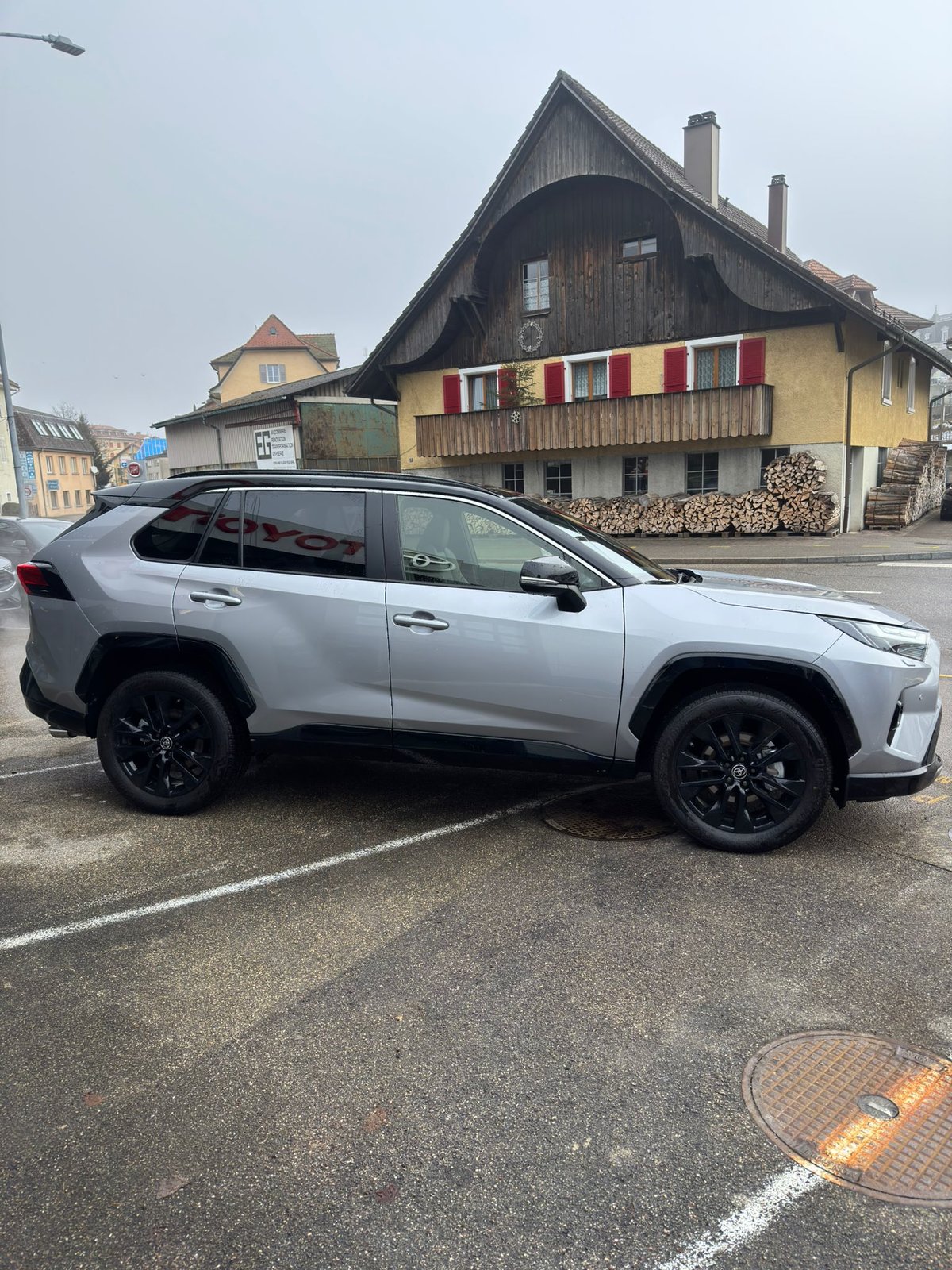 TOYOTA RAV-4 2.5 HSD Style e-CVT 4WD, Voll-Hybrid Benzin/Elektro, Neuwagen, Automatik - 6