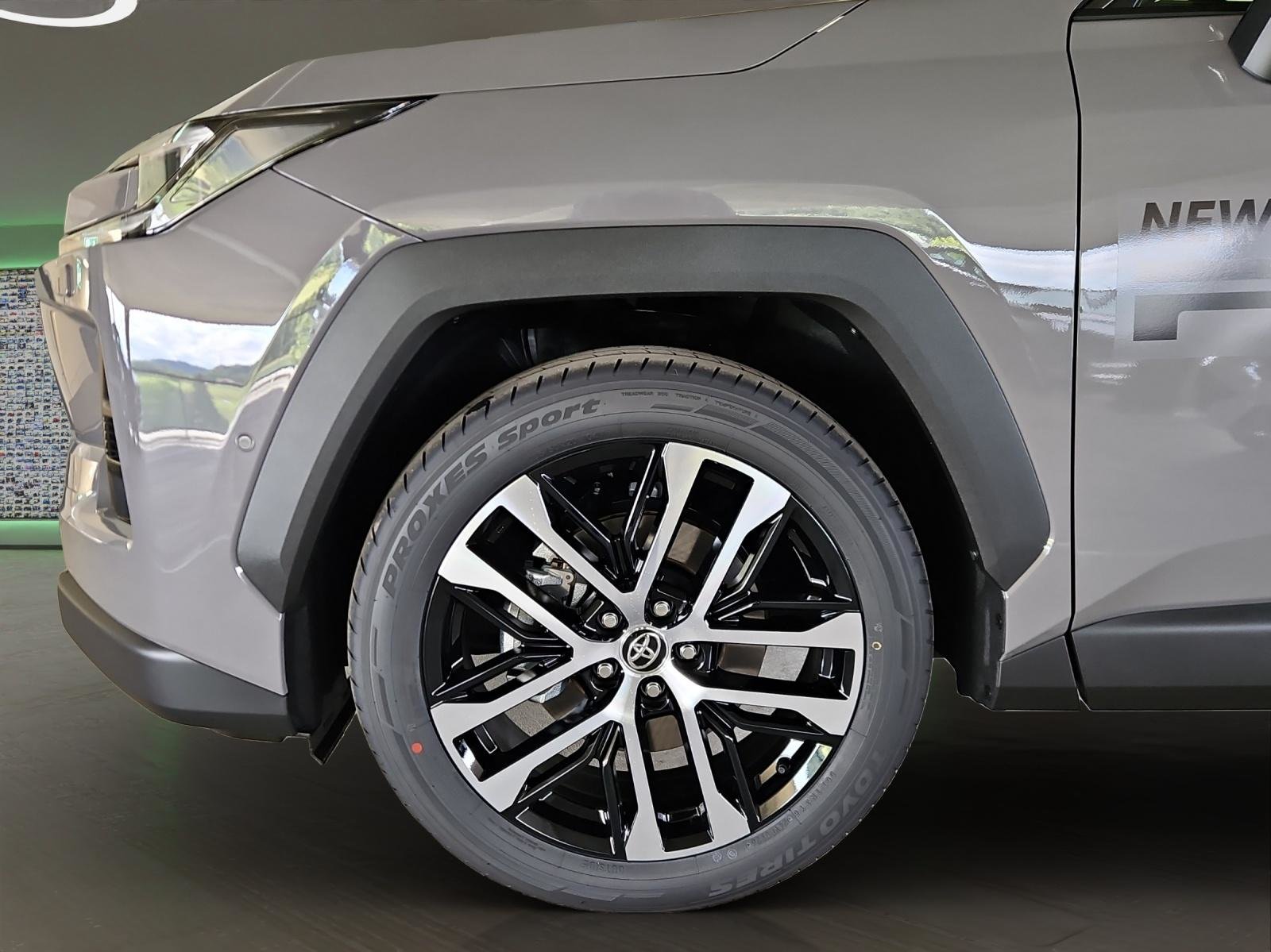 TOYOTA RAV4 2.5 HEV Premium, Hybride Integrale Benzina/Elettrica, Auto nuove, Automatico - 6