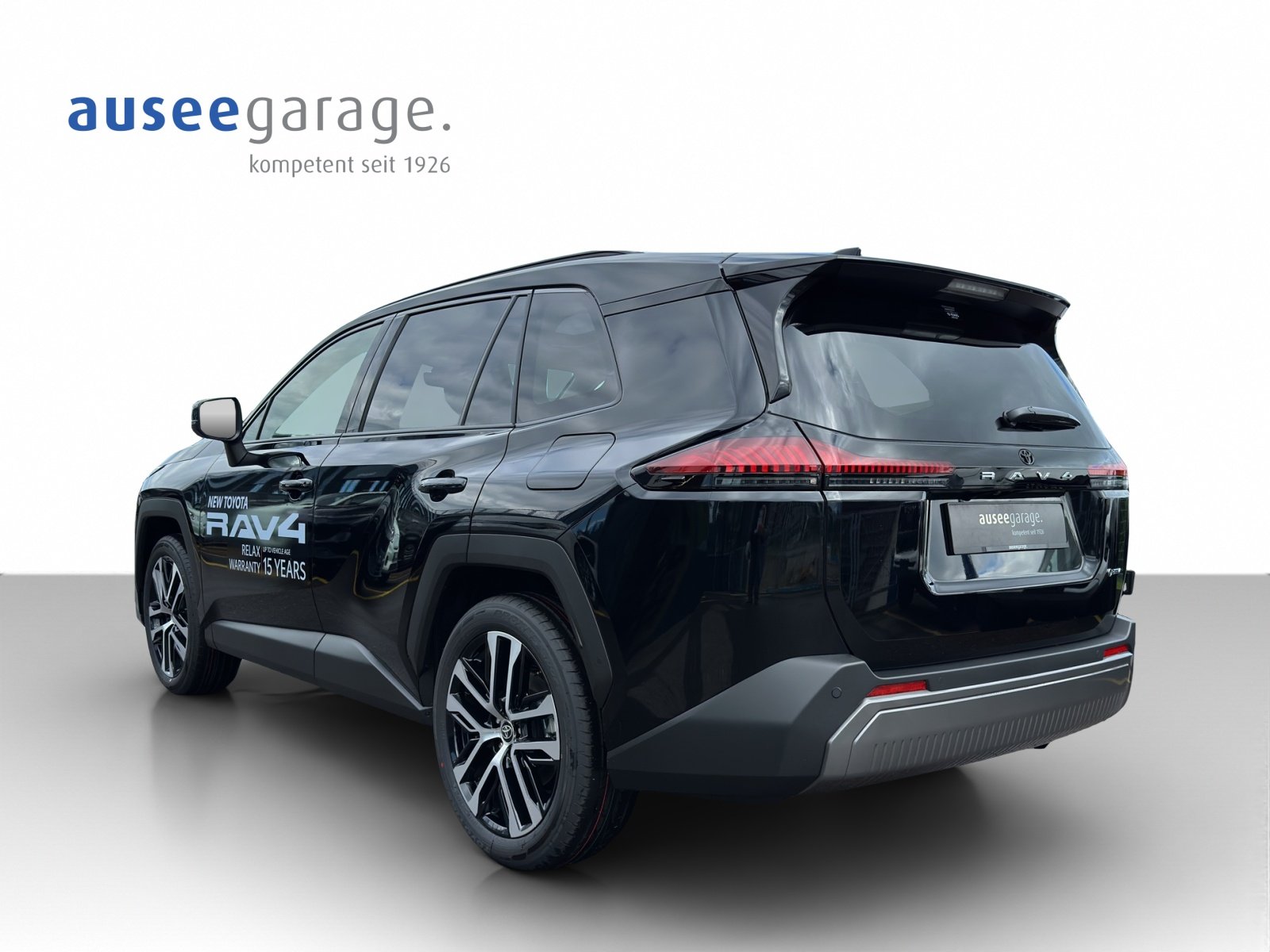 TOYOTA RAV4 2.5 HEV Premium, Full-Hybrid Petrol/Electric, New car, Automatic - 3