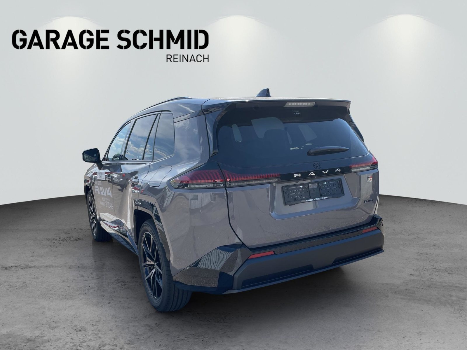 TOYOTA RAV4 2.5 Plug-In-Hybrid GR Sport, Plug-in-Hybrid Petrol/Electric, New car, Automatic - 5