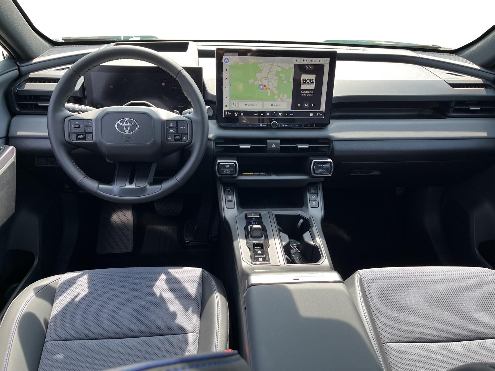 TOYOTA RAV4 2.5 Plug-In-Hybrid Style, Hybride Rechargeable Essence/Électricité, Voiture nouvelle, Automatique - 5