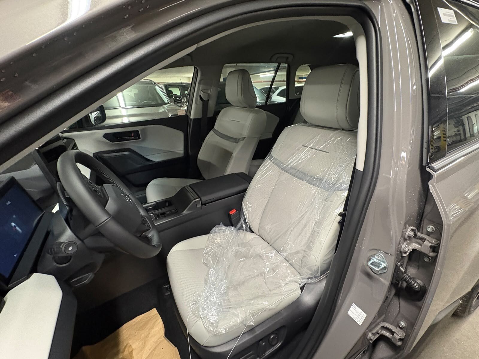 TOYOTA RAV-4 2.5 Hybrid Premium 4WD, Hybride Rechargeable Essence/Électricité, Voiture nouvelle, Automatique - 5