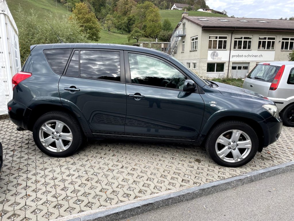 TOYOTA 2.2 D-4D 177 Linea Sol Premium, Diesel, Occasioni / Usate, Manuale - 5