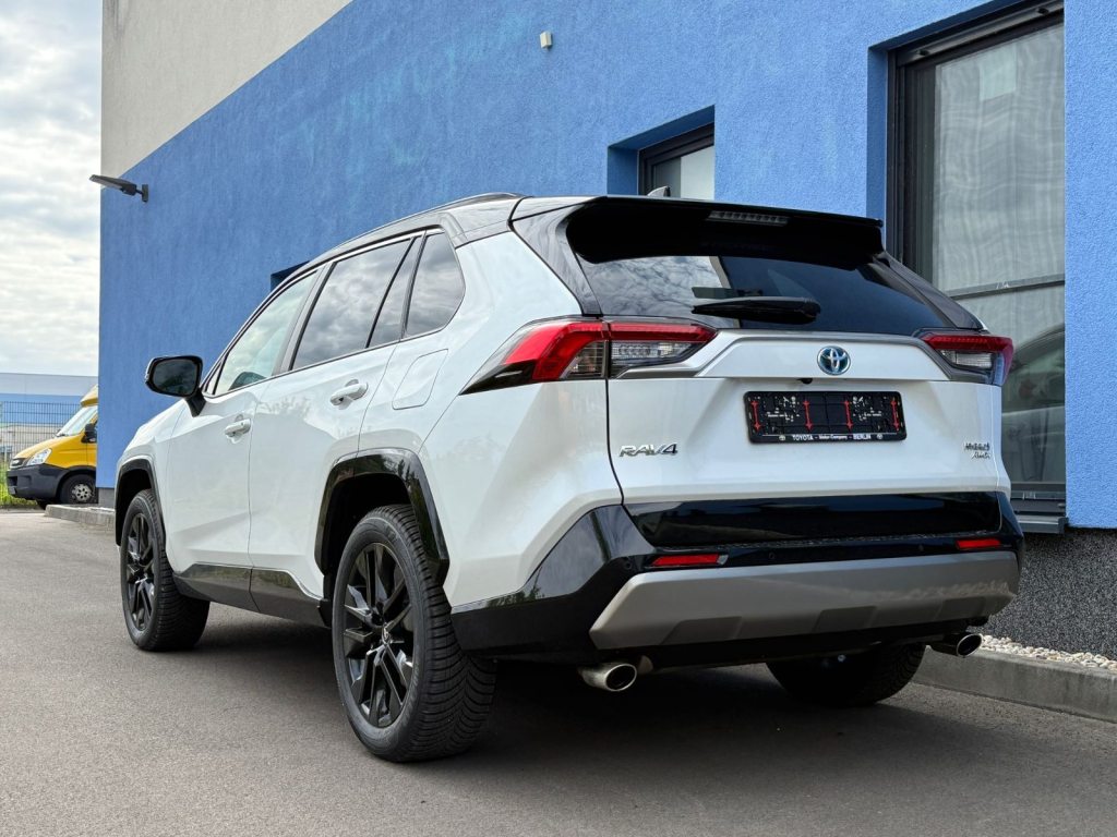 TOYOTA RAV4 2.5 Style 4X4, Voll-Hybrid Benzin/Elektro, Occasion / Gebraucht, Automatik - 3
