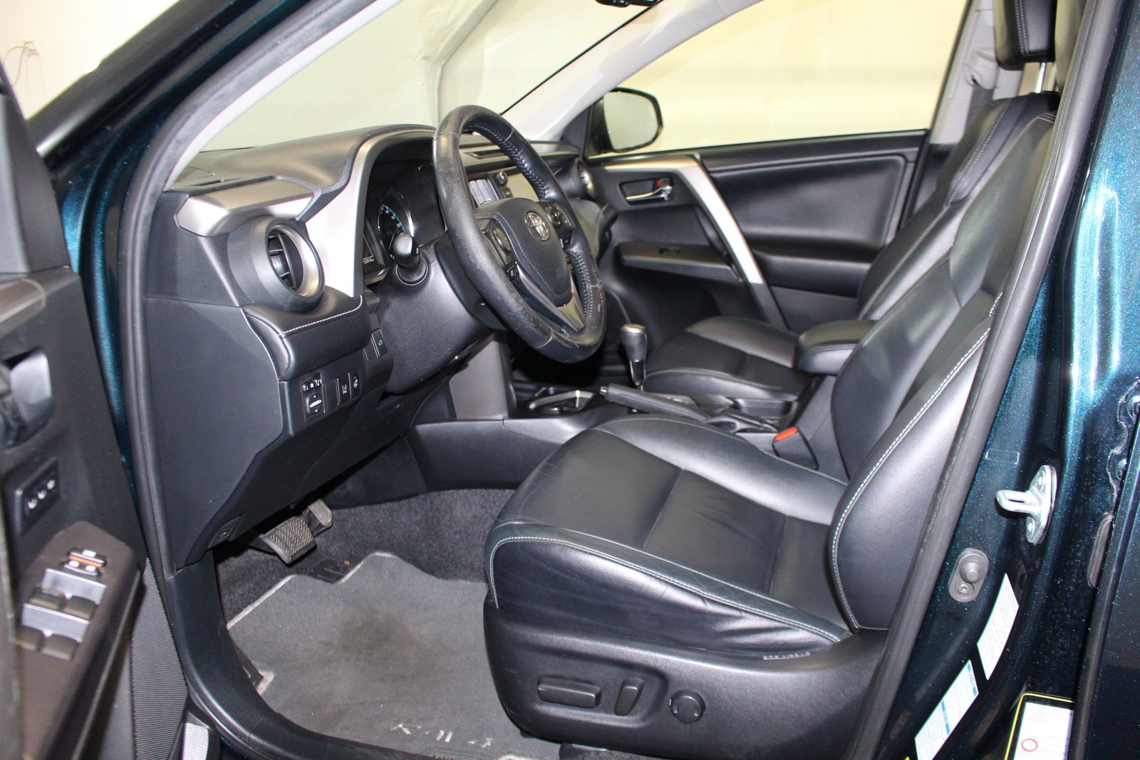 TOYOTA RAV4 2.5 HSD Premium, Full-Hybrid Petrol/Electric, Second hand / Used, Automatic - 7