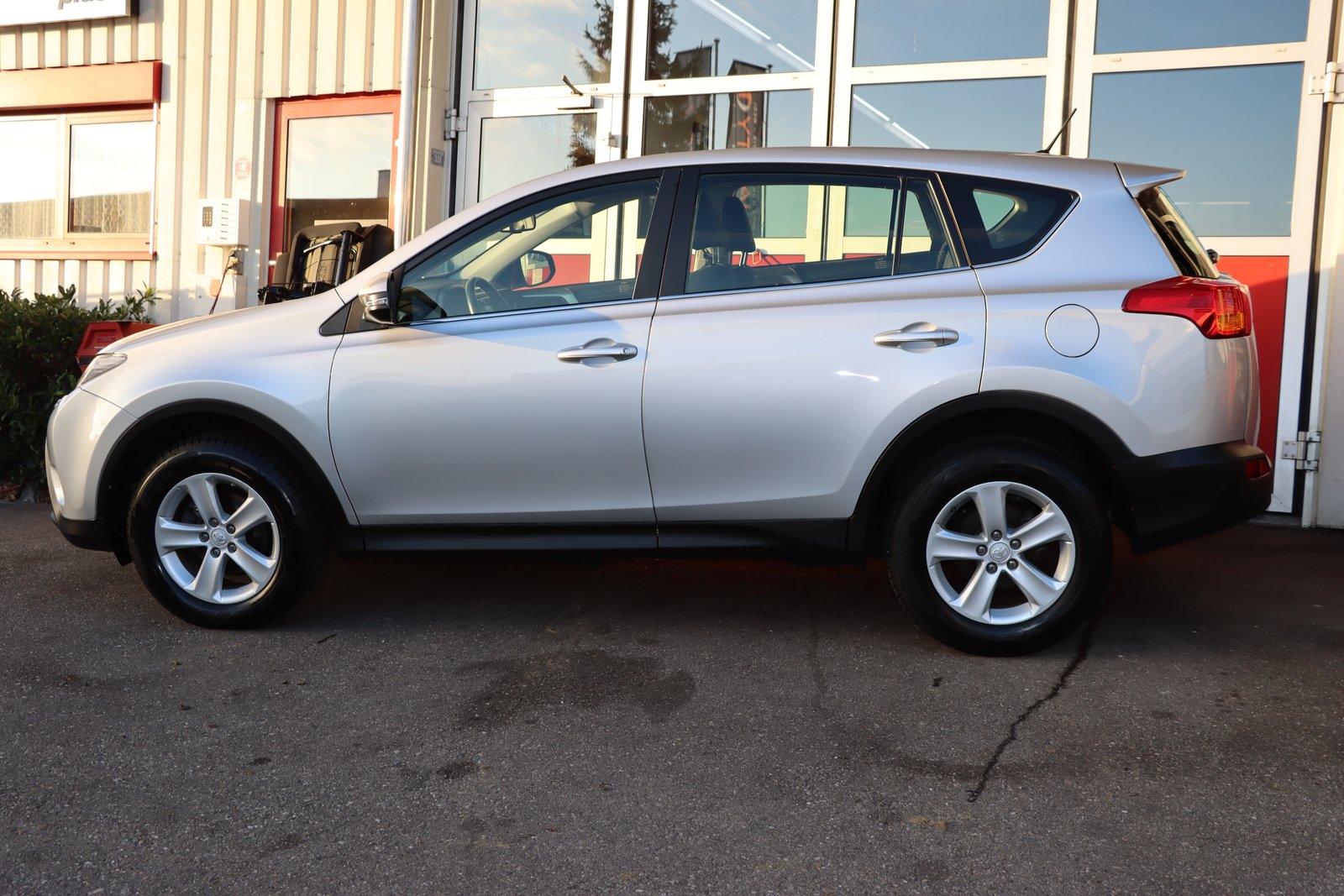 TOYOTA RAV-4 2.0 16V Sol Multidrive S, Benzin, Occasion / Gebraucht, Automatik - 6