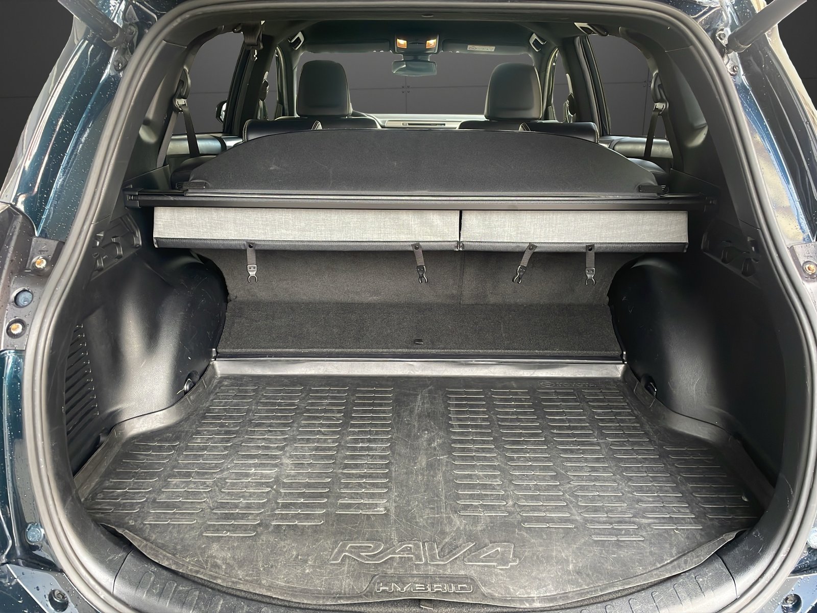 TOYOTA RAV-4 2.5 HSD Style e-CVT, Full-Hybrid Petrol/Electric, Second hand / Used, Automatic - 7