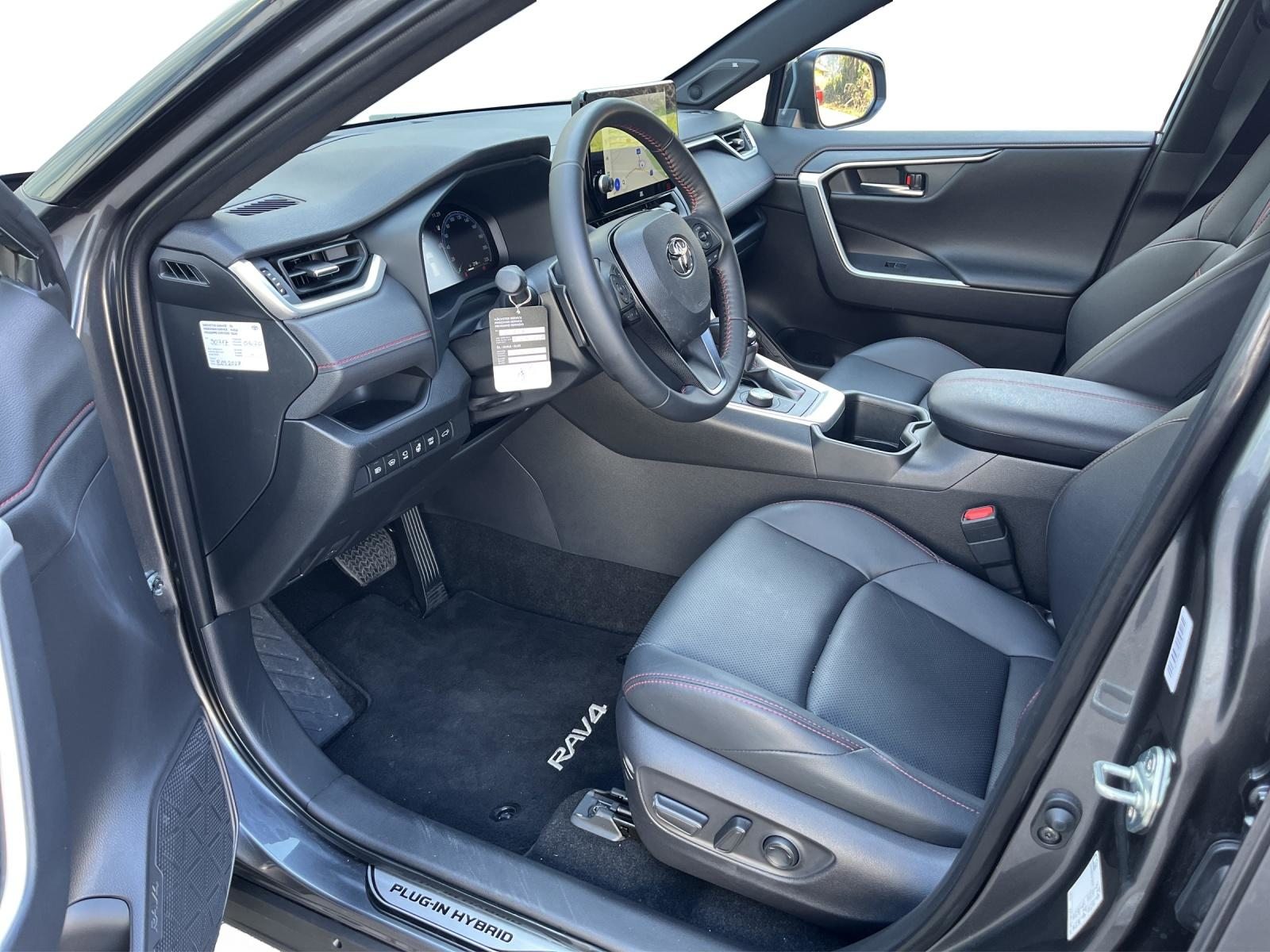 TOYOTA RAV4 2.5 Plug-In-Hybrid Platinum, Plug-in-Hybrid Benzin/Elektro, Occasion / Gebraucht, Automatik - 6