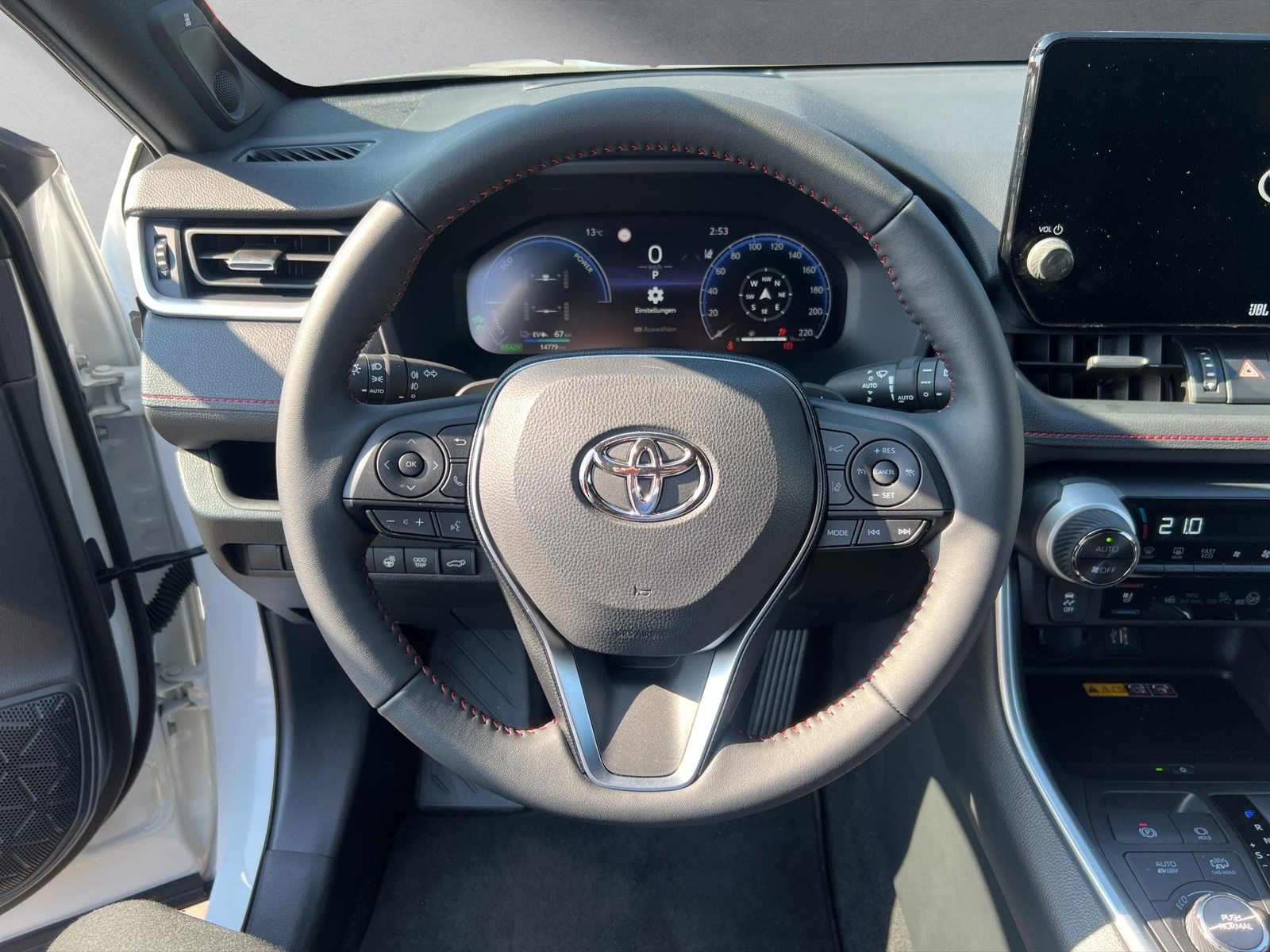 TOYOTA RAV4 2.5 Plug-In-Hybrid Platinum, Plug-in-Hybrid Petrol/Electric, Second hand / Used, Automatic - 5