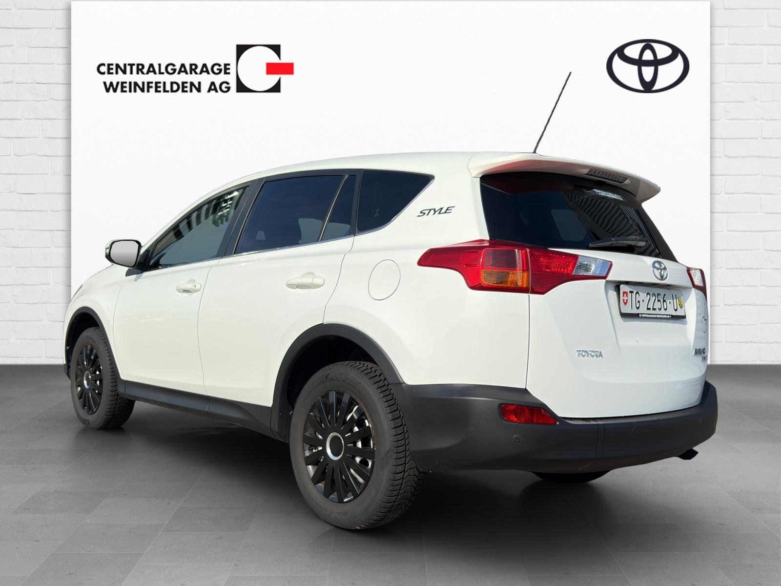 TOYOTA RAV4 2.0i VMa Style MdS, Benzina, Occasioni / Usate, Automatico - 2