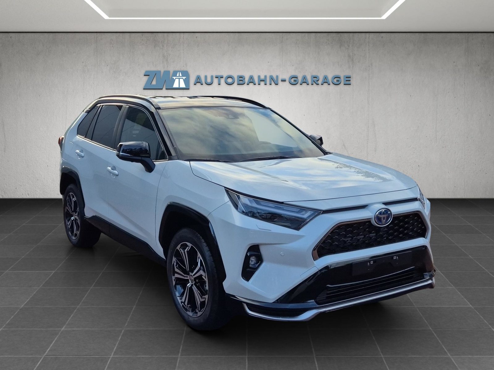 TOYOTA RAV4 2.5 Plug-In-Hybrid Platinum, Plug-in-Hybrid Petrol/Electric, Second hand / Used, Automatic - 7
