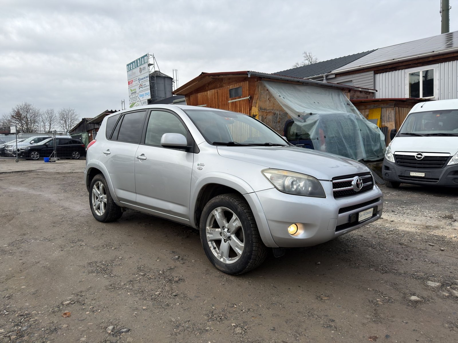 TOYOTA RAV-4 2.2D-4 D CleanPower Linea Luna, Diesel, Second hand / Used, Manual - 7