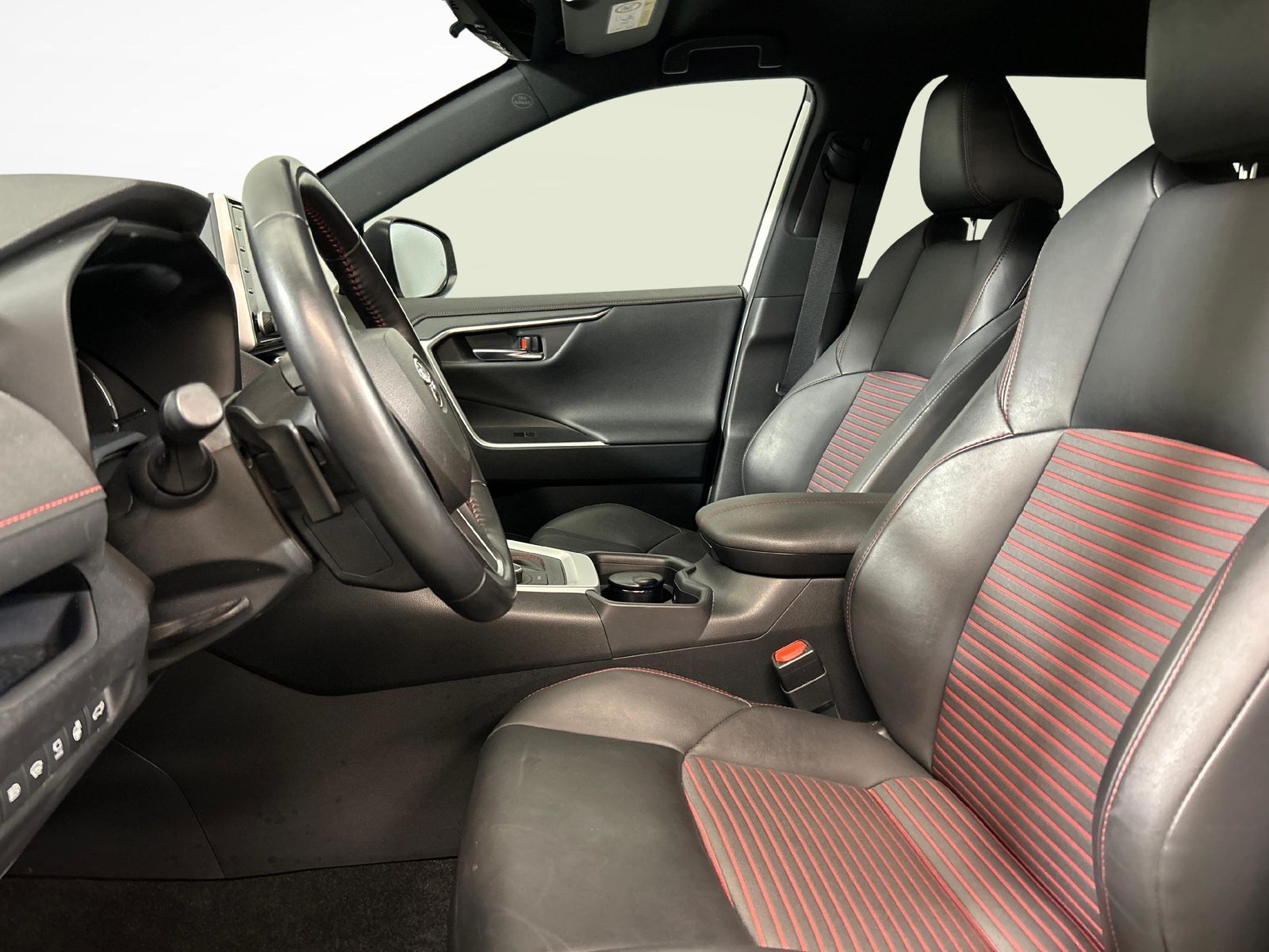 TOYOTA RAV4 2.5 Plug-In-Hybrid Premium, Plug-in-Hybrid Petrol/Electric, Second hand / Used, Automatic - 3