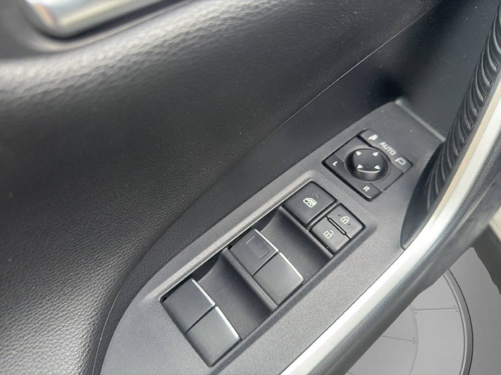 TOYOTA RAV4 2.5 HEV Style, Voll-Hybrid Benzin/Elektro, Occasion / Gebraucht, Automatik - 5
