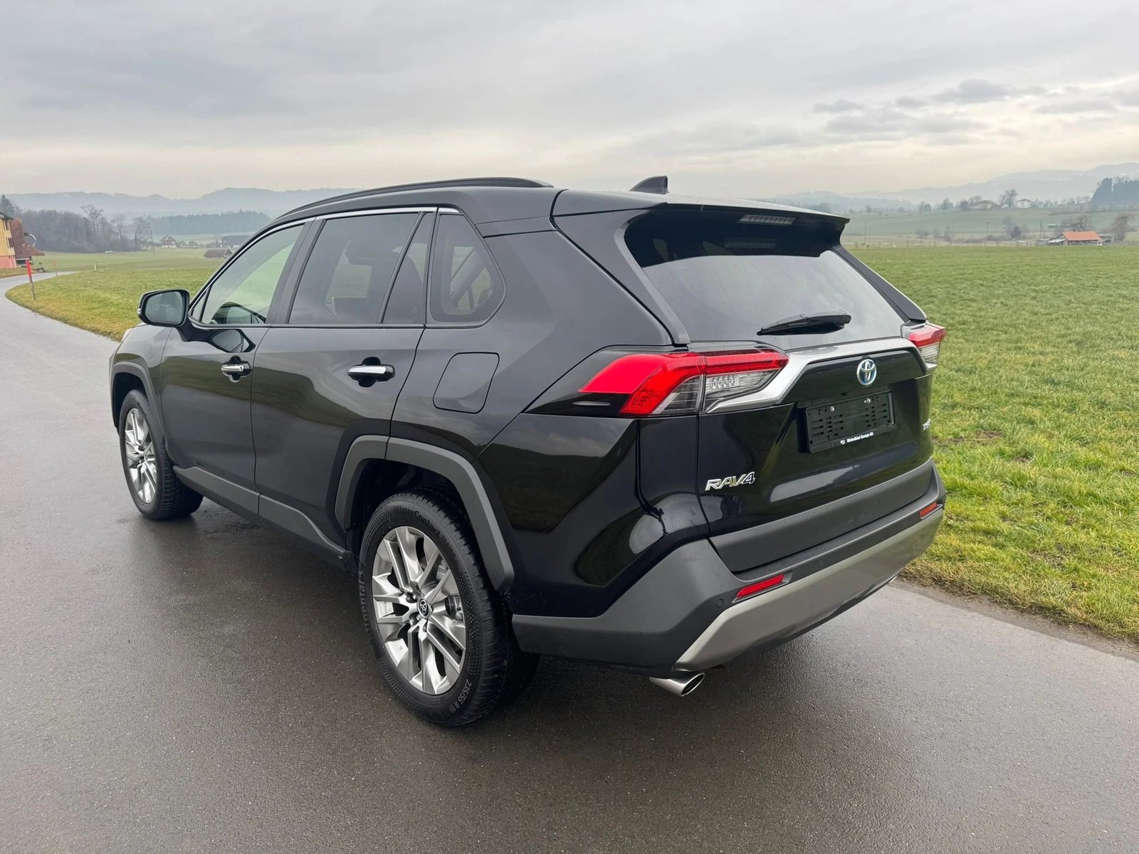 TOYOTA RAV-4 2.5 HSD Premium e-CVT 4WD, Hybride Intégral Essence/Électricité, Occasion / Utilisé, Automatique - 3