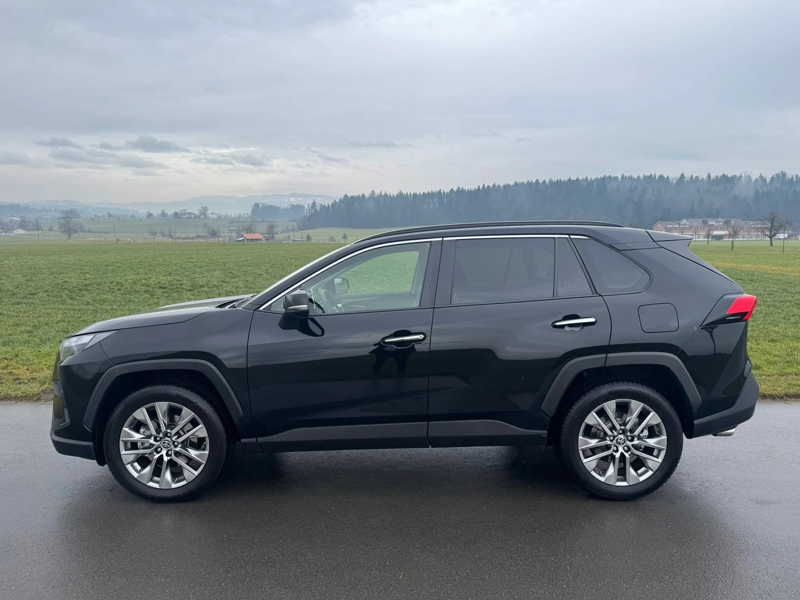 TOYOTA RAV-4 2.5 HSD Premium e-CVT 4WD, Hybride Intégral Essence/Électricité, Occasion / Utilisé, Automatique - 5