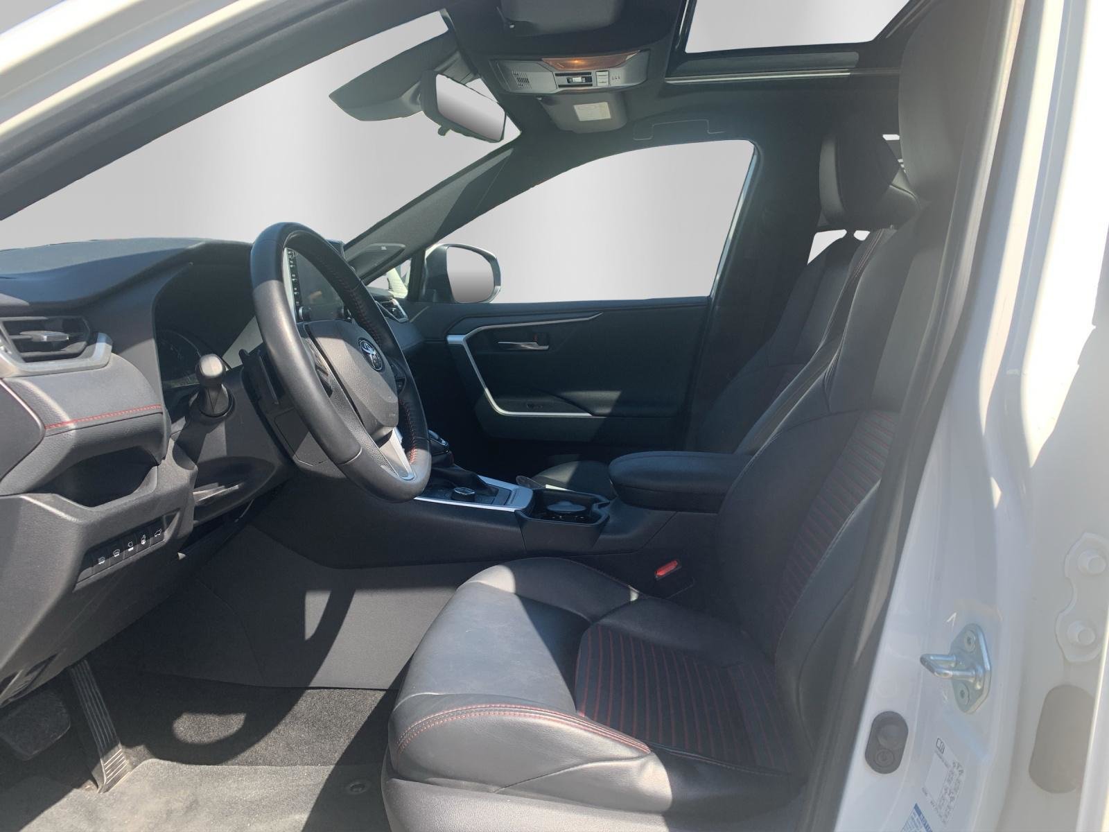 TOYOTA RAV4 2.5 Plug-In-Hybrid Premium, Plug-in-Hybrid Petrol/Electric, Second hand / Used, Automatic - 3