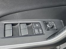TOYOTA RAV-4 2.5 Plug-In rechargeable - Premium e-CVT 4WD, Plug-in-Hybrid Benzin/Elektro, Occasion / Gebraucht, Automatik - 7