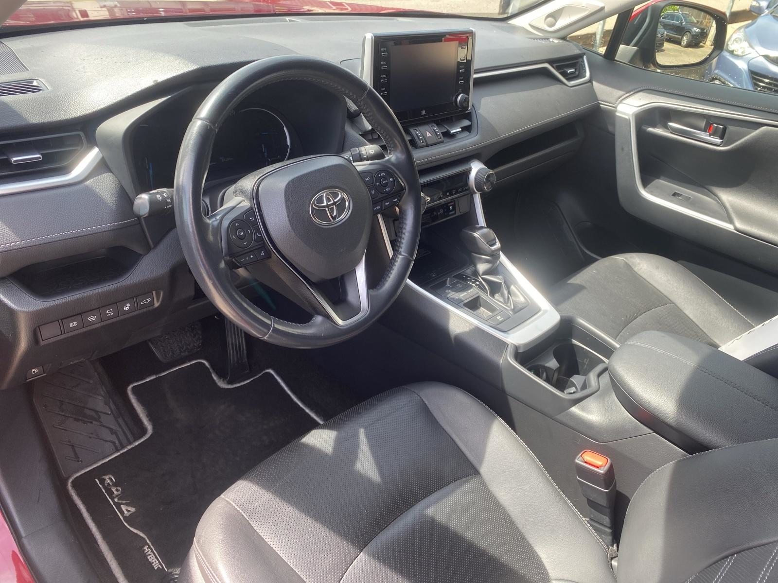 TOYOTA RAV4 2.5 HEV Premium FWD, Voll-Hybrid Benzin/Elektro, Occasion / Gebraucht, Automatik - 6