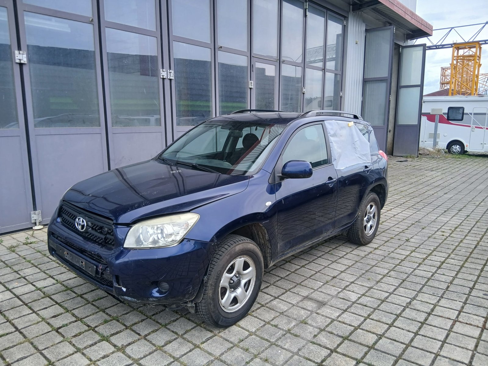 TOYOTA RAV-4 2.0 16V Linea Sol, Benzin, Occasion / Gebraucht, Automatik - 2