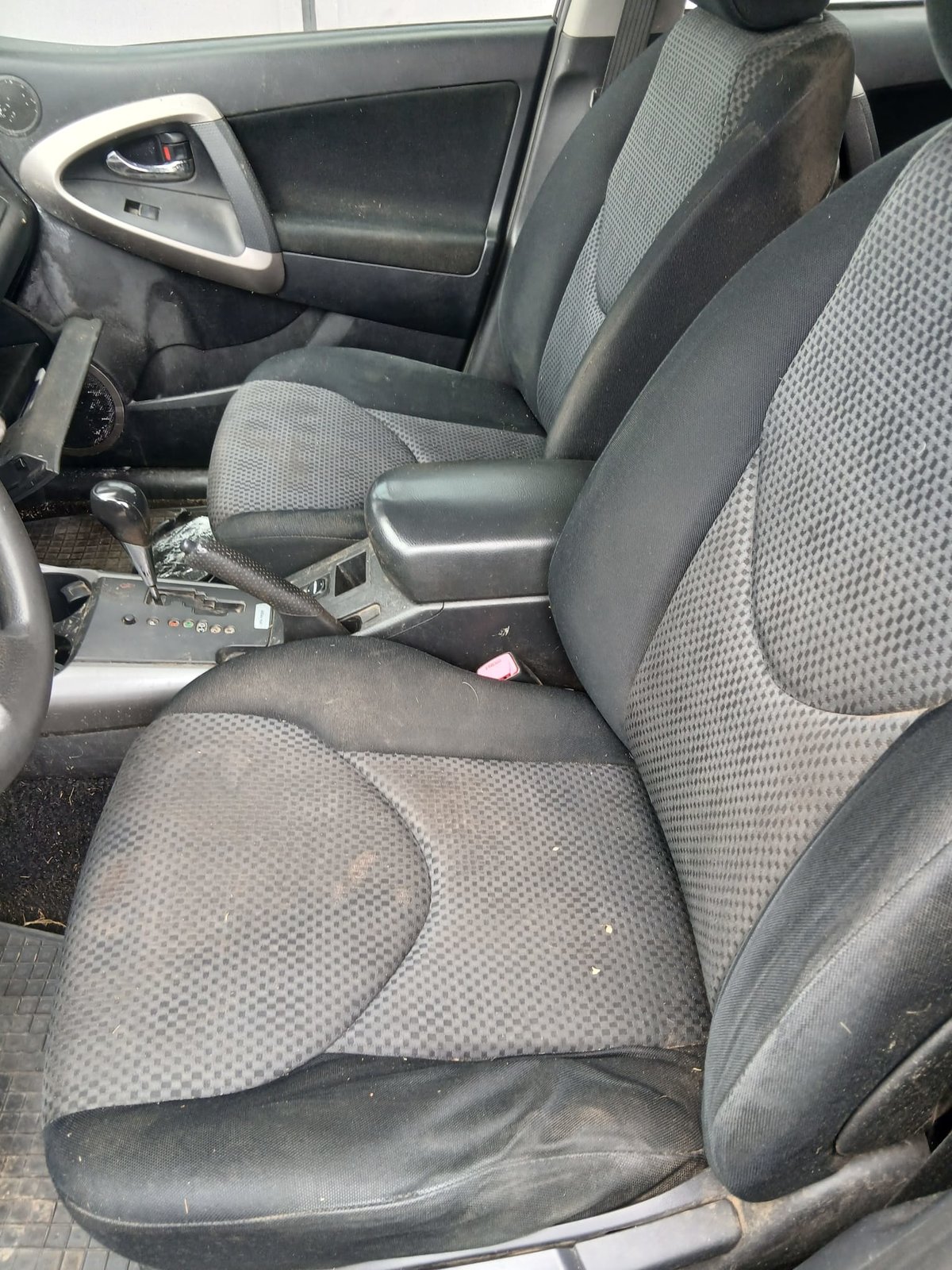 TOYOTA RAV-4 2.0 16V Linea Sol, Benzin, Occasion / Gebraucht, Automatik - 6