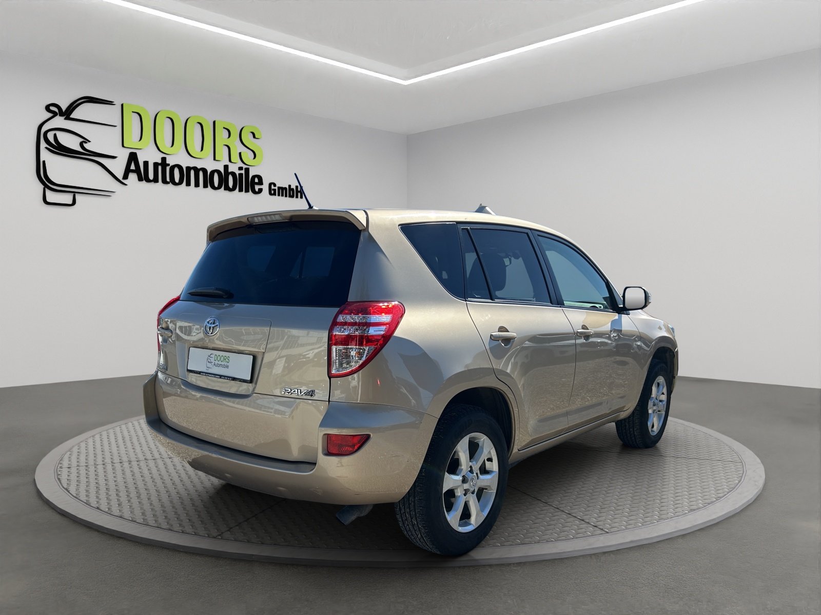 TOYOTA RAV-4 2.0 16V Linea Sol, Petrol, Second hand / Used, Manual - 5
