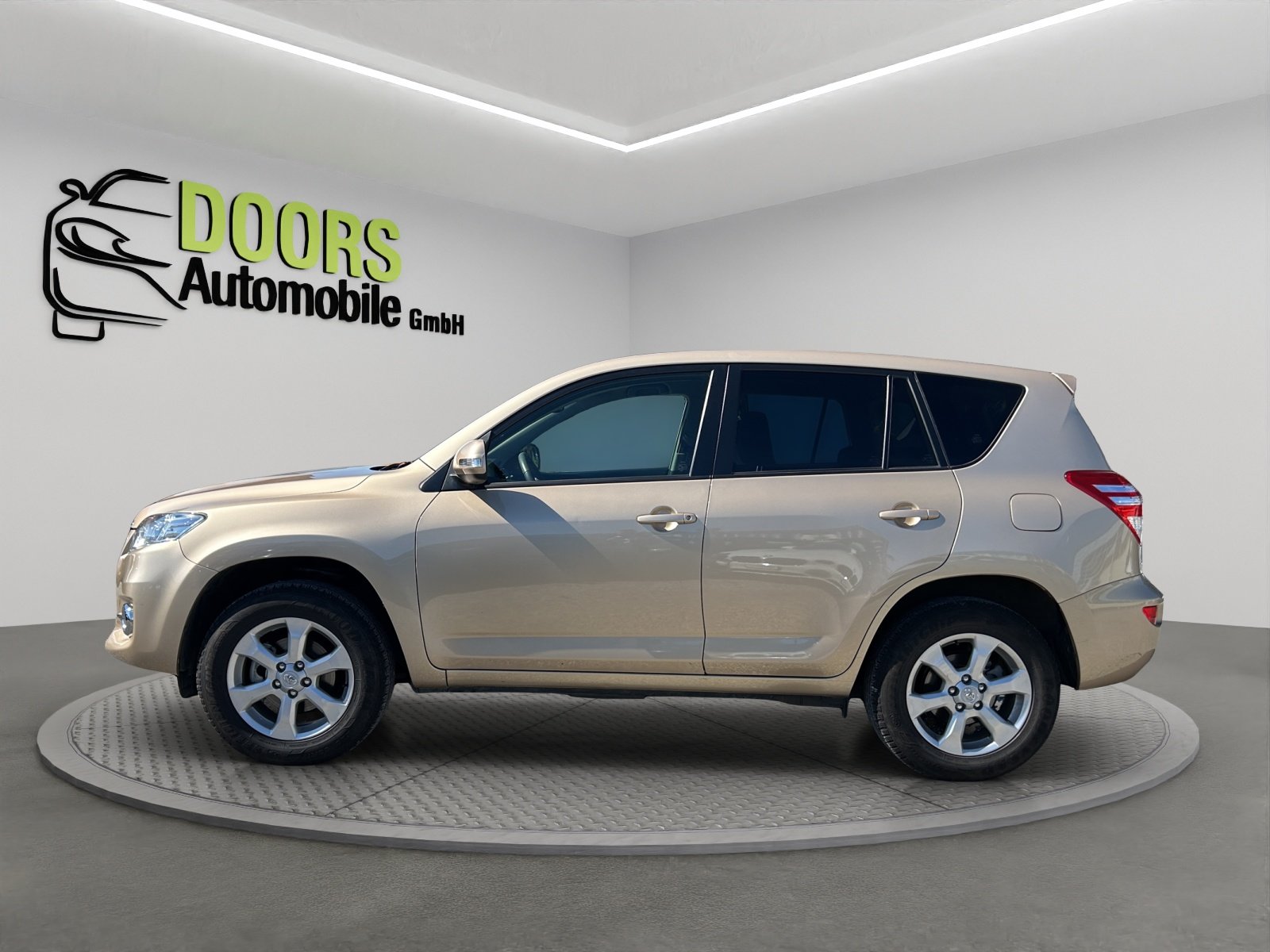 TOYOTA RAV-4 2.0 16V Linea Sol, Petrol, Second hand / Used, Manual - 7