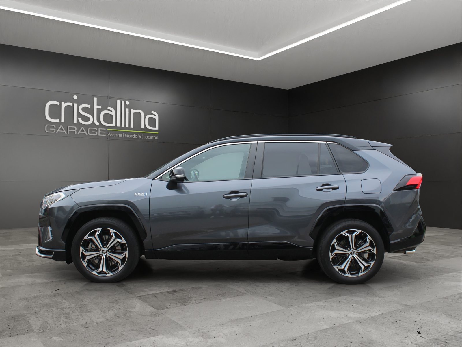 TOYOTA RAV4 2.5 Plug-In-Hybrid Platinum, Plug-in-Hybrid Petrol/Electric, Second hand / Used, Automatic - 2