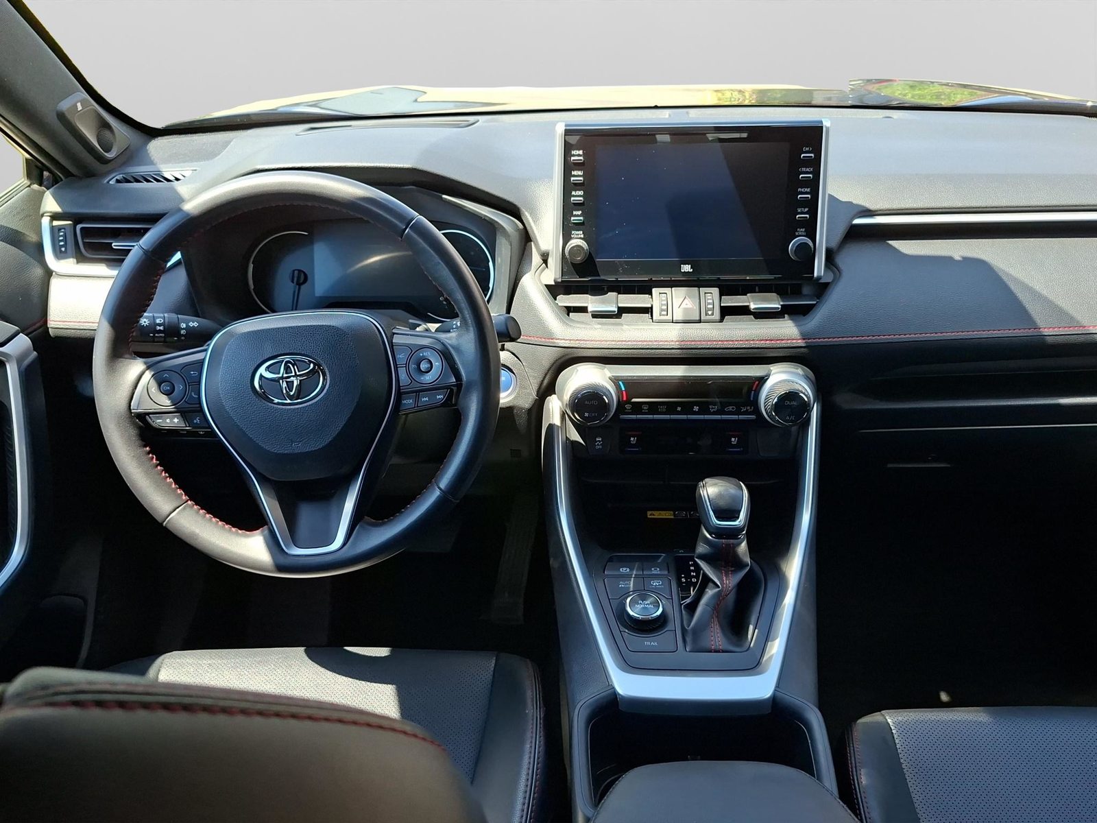TOYOTA RAV4 2.5 Plug-In-Hybrid Platinum, Plug-in-Hybrid Benzin/Elektro, Occasion / Gebraucht, Automatik - 7