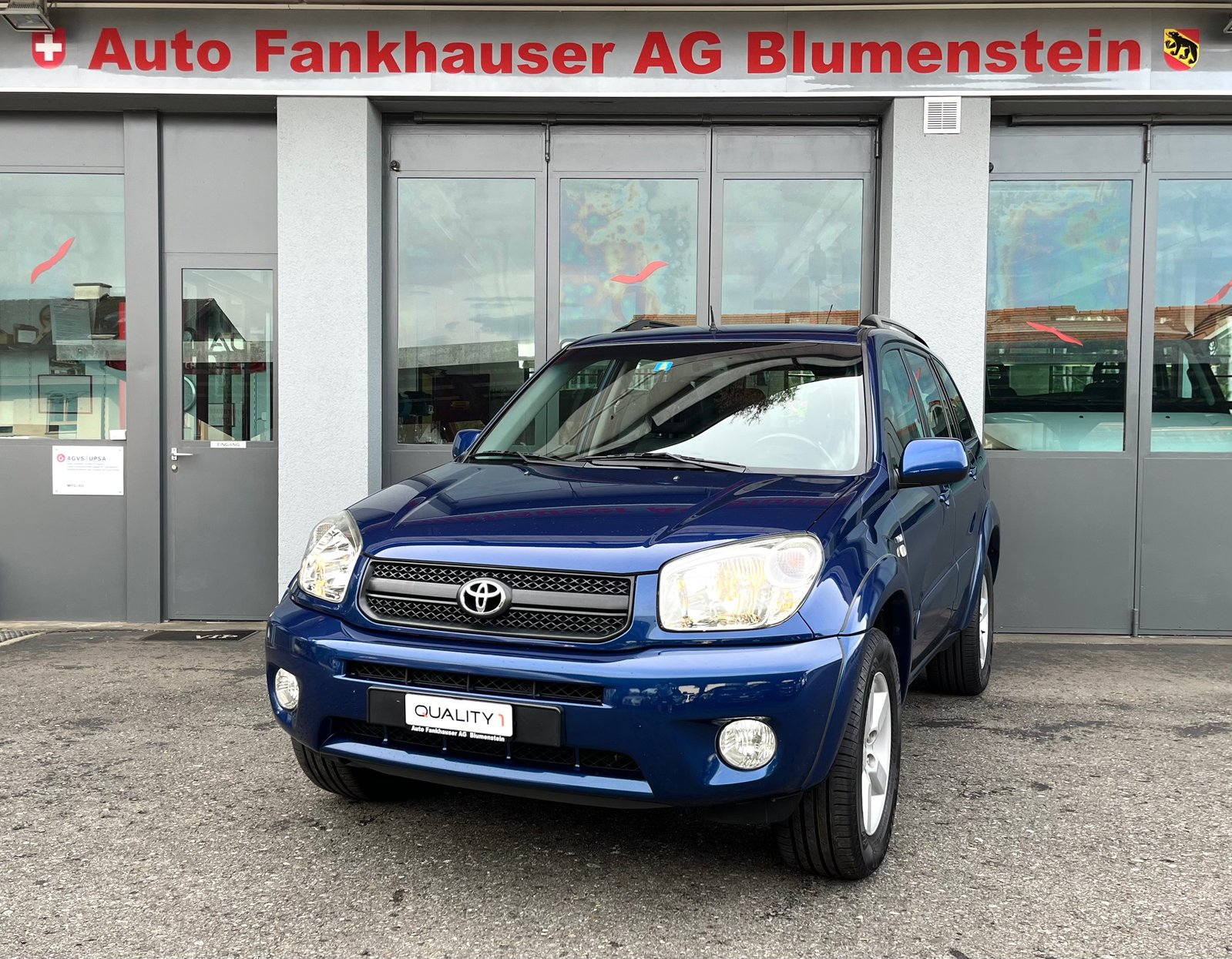 TOYOTA RAV-4 2.0 16V Linea Sol, Benzin, Occasion / Gebraucht, Automatik - 2