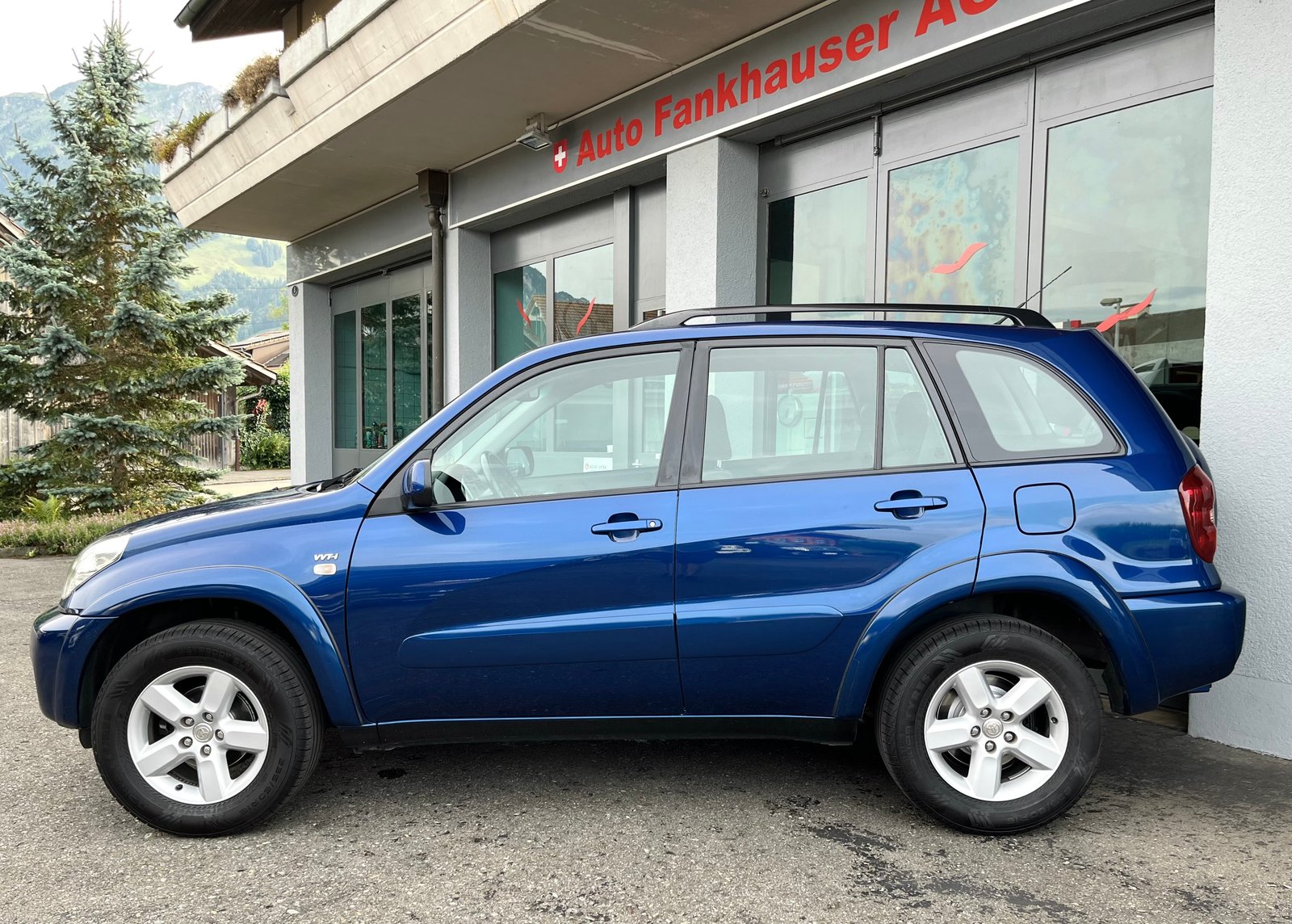 TOYOTA RAV-4 2.0 16V Linea Sol, Benzin, Occasion / Gebraucht, Automatik - 4