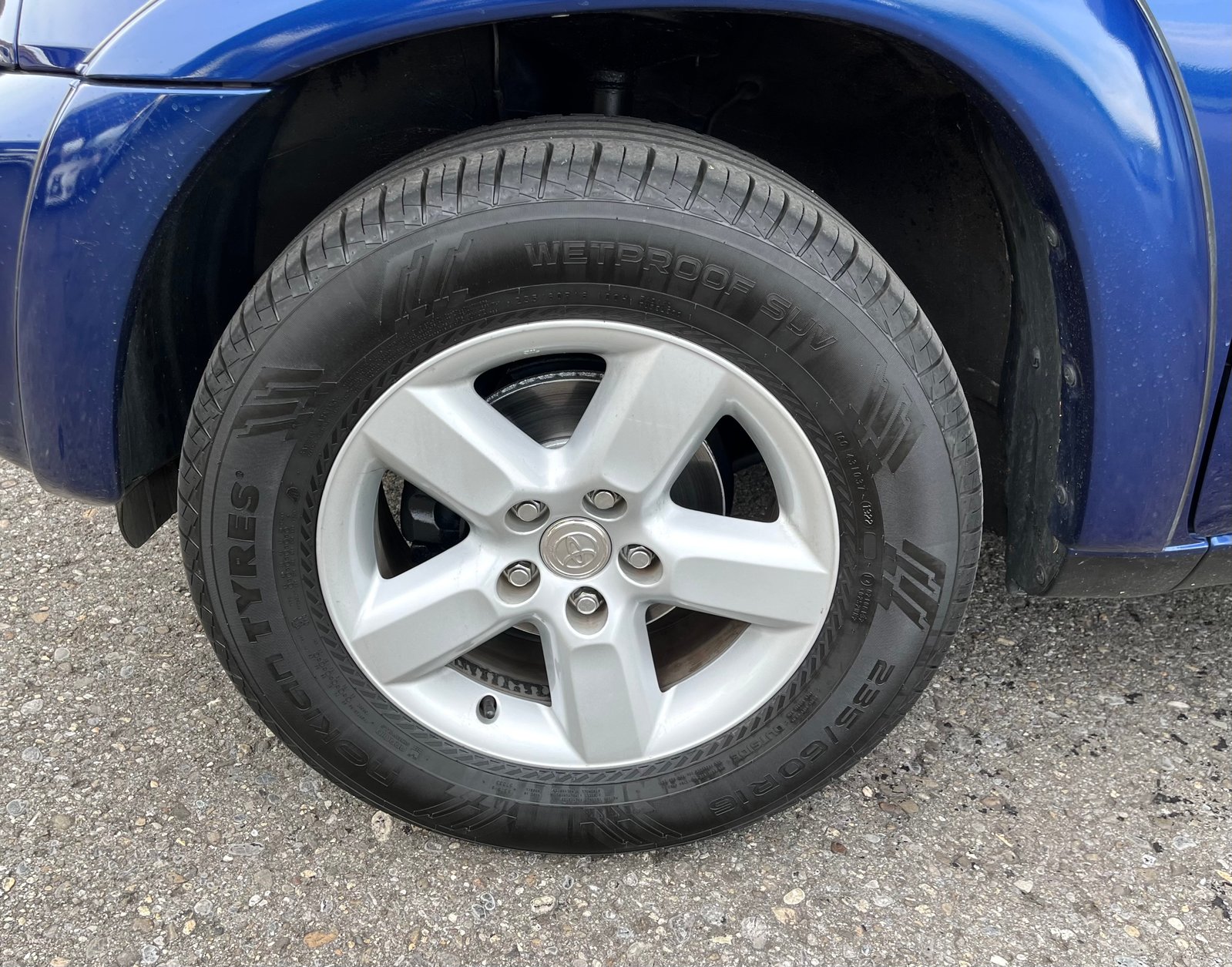 TOYOTA RAV-4 2.0 16V Linea Sol, Benzin, Occasion / Gebraucht, Automatik - 7