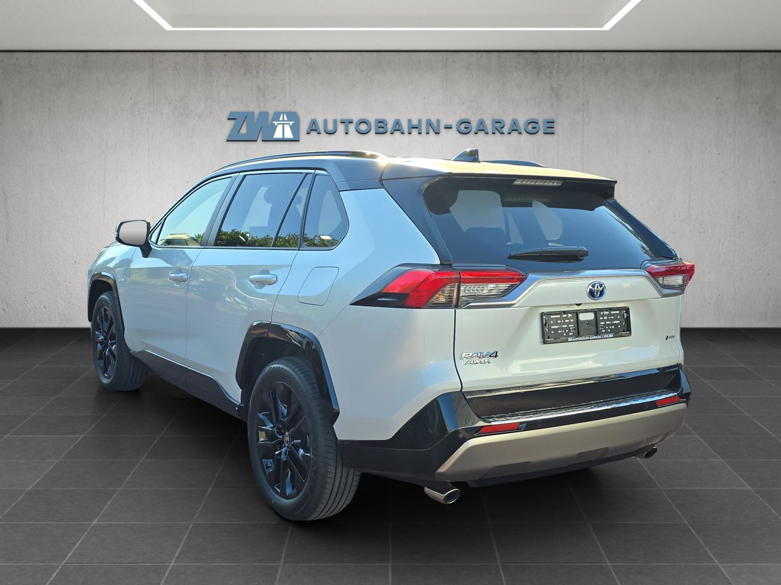 TOYOTA RAV4 2.5 HEV Style, Hybride Intégral Essence/Électricité, Occasion / Utilisé, Automatique - 3