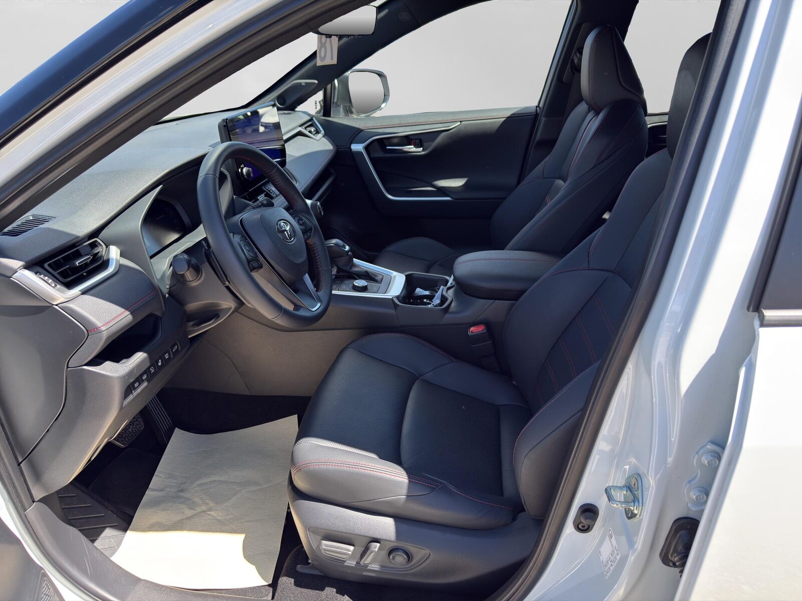 TOYOTA RAV4 2.5 Plug-In-Hybrid Platinum, Plug-in-Hybrid Petrol/Electric, Second hand / Used, Automatic - 3