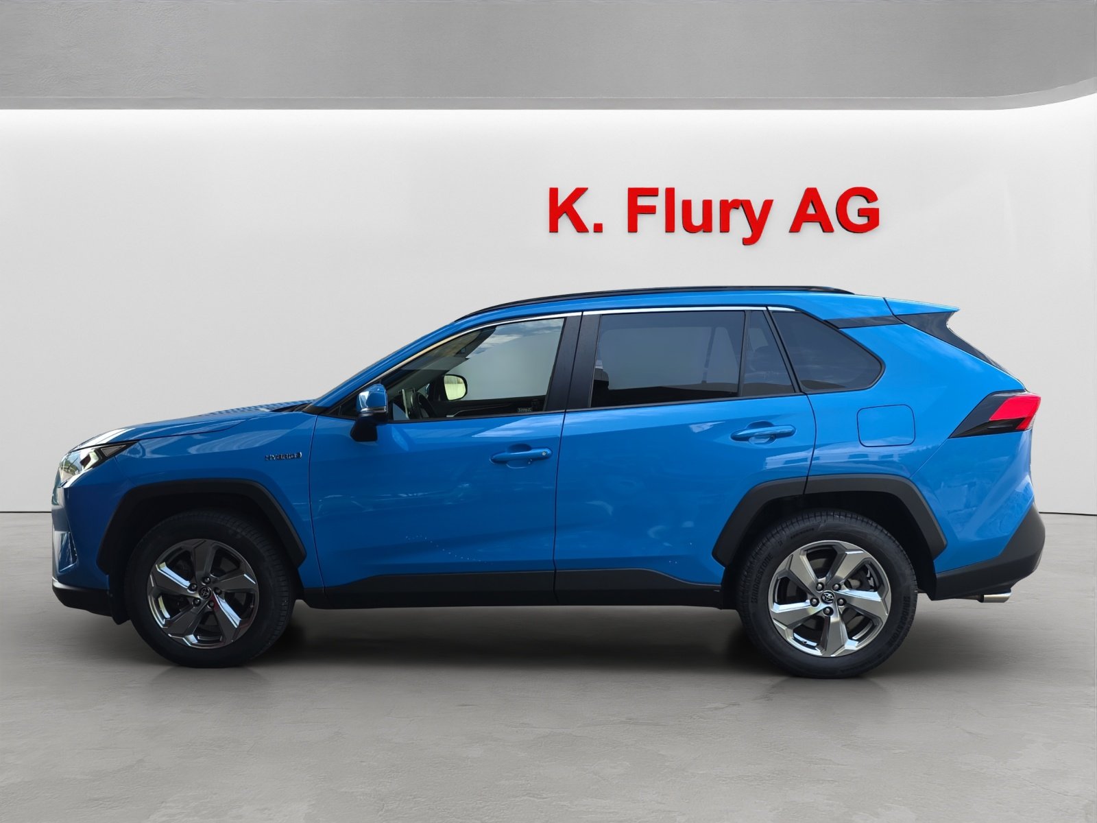 TOYOTA RAV4 2.5 HEV Trend, Full-Hybrid Petrol/Electric, Second hand / Used, Automatic - 2