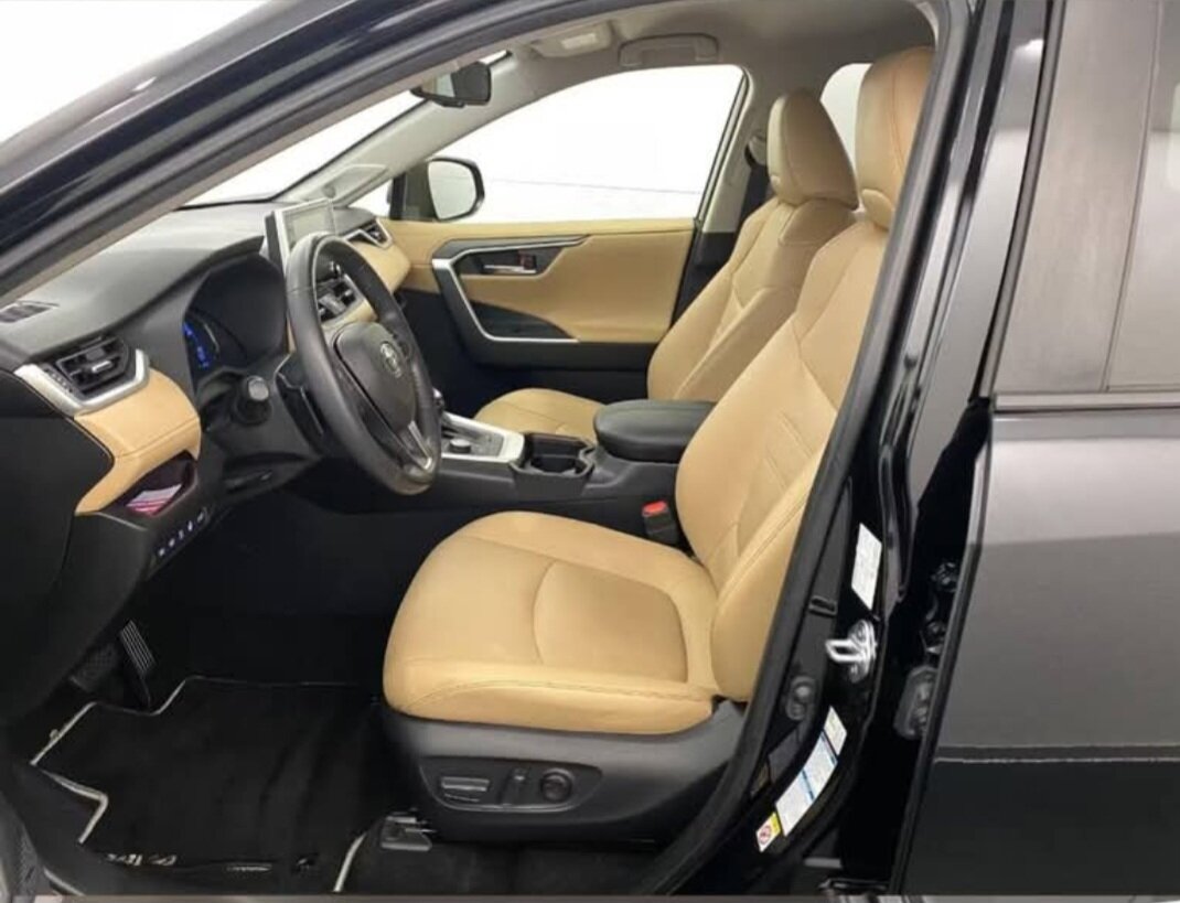 TOYOTA RAV4 2.5 HSD Premium, Hybride Intégral Essence/Électricité, Occasion / Utilisé, Automatique - 3