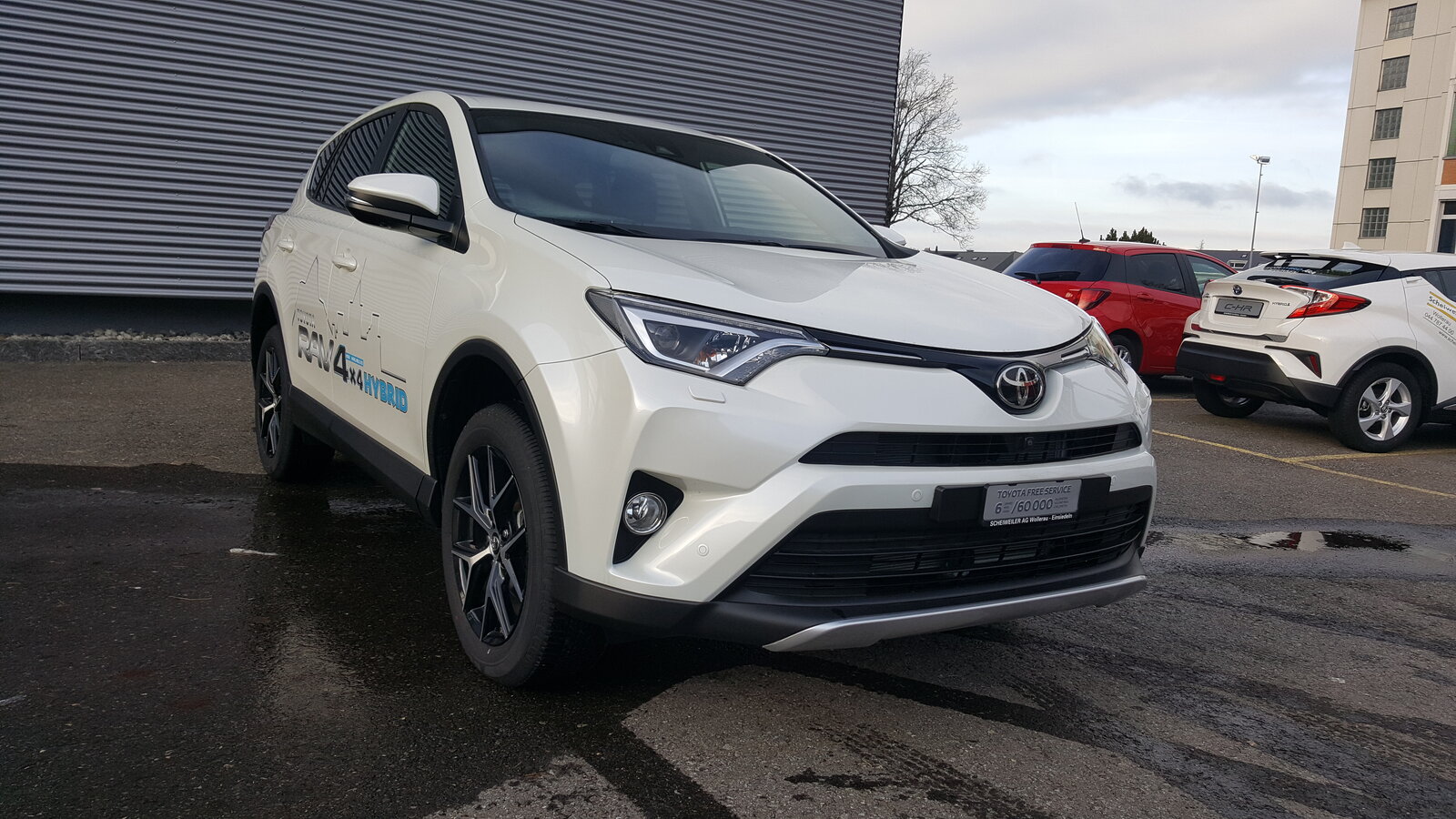TOYOTA RAV4 2.0i VMa Style, Petrol, Second hand / Used, Manual - 2
