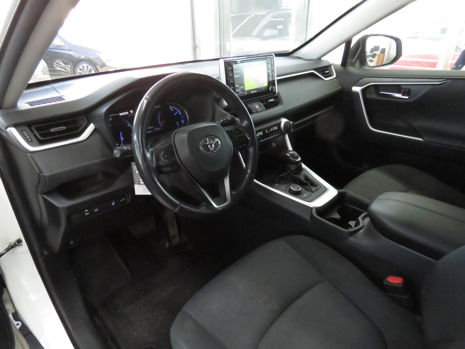 TOYOTA RAV-4 2.5 HSD Trend e-CVT 4WD Automat, Fixpreis, Full-Hybrid Petrol/Electric, Second hand / Used, Automatic - 7