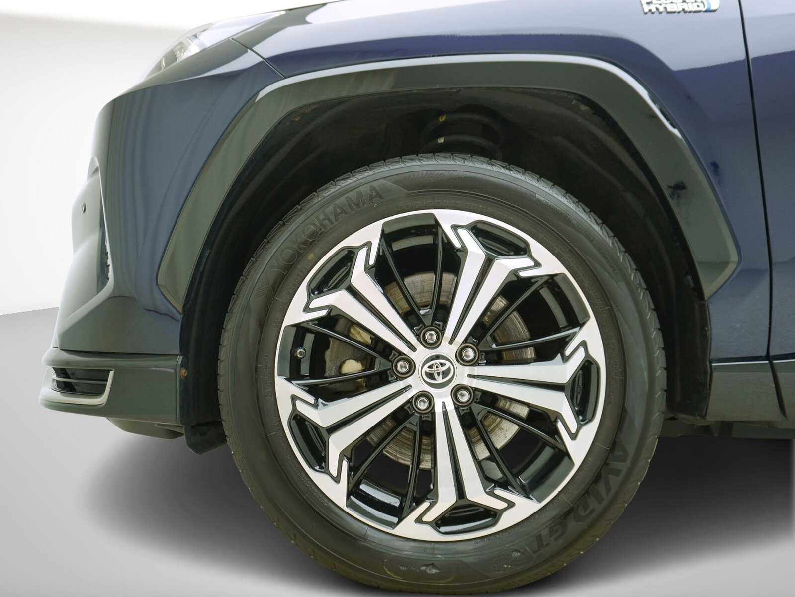 TOYOTA RAV4 2.5 Plug-In-Hybrid Platinum, Plug-in-Hybrid Petrol/Electric, Second hand / Used, Automatic - 7