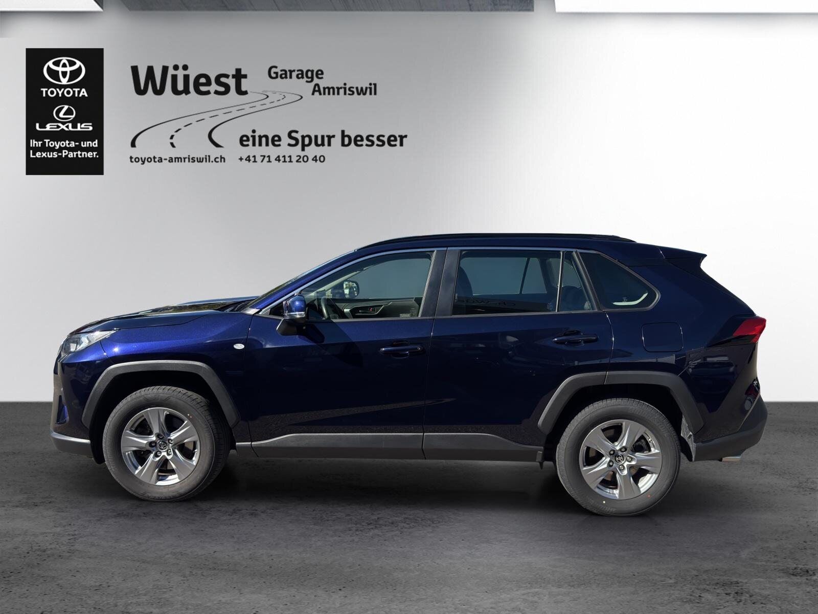TOYOTA RAV4 2.5 HEV Comfort, Voll-Hybrid Benzin/Elektro, Occasion / Gebraucht, Automatik - 2