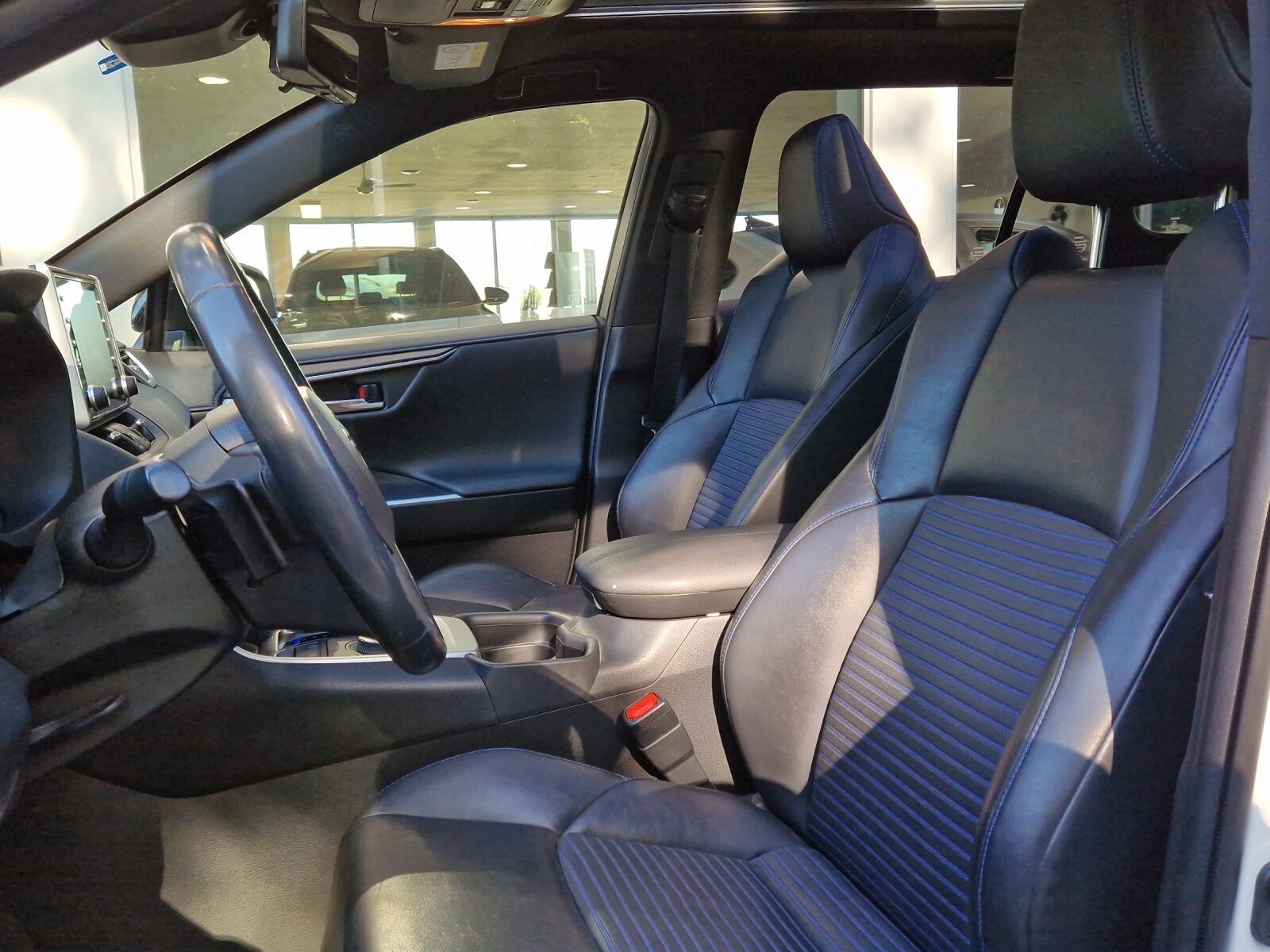 TOYOTA RAV4 2.5 HEV Style, Voll-Hybrid Benzin/Elektro, Occasion / Gebraucht, Automatik - 6
