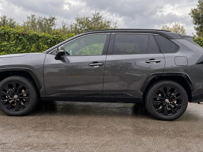 TOYOTA RAV4 2.5 HEV Premium, Hybride Intégral Essence/Électricité, Occasion / Utilisé, Automatique