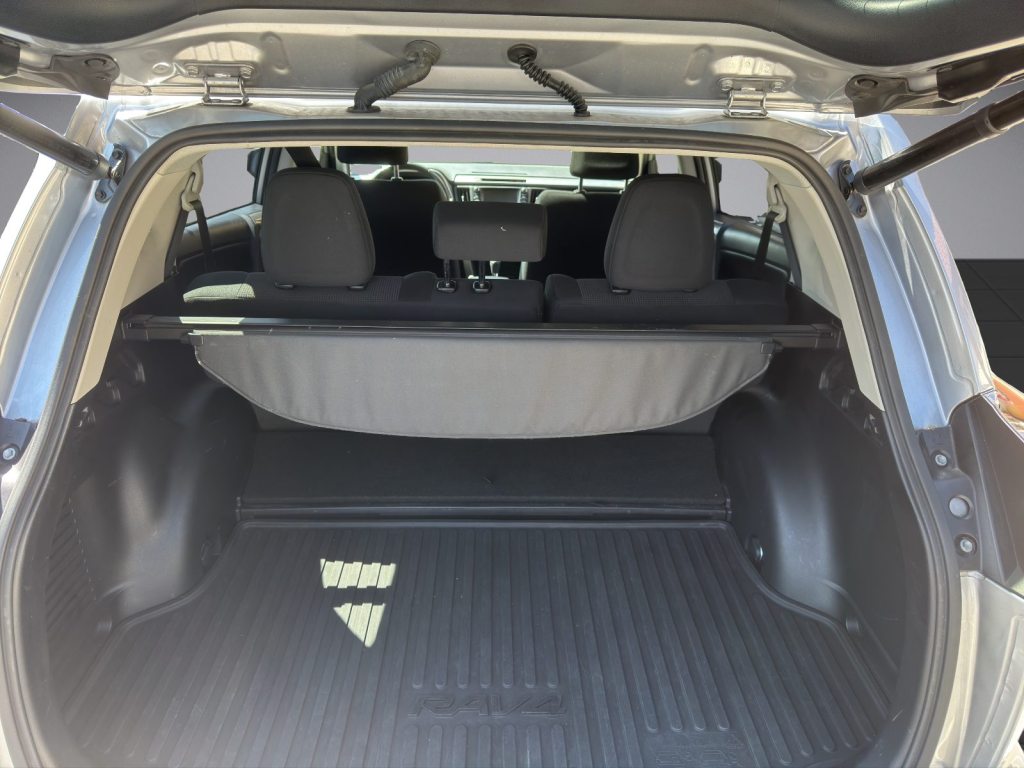TOYOTA RAV4 2.5 HSD 4X4, Voll-Hybrid Benzin/Elektro, Occasion / Gebraucht, Automatik - 6