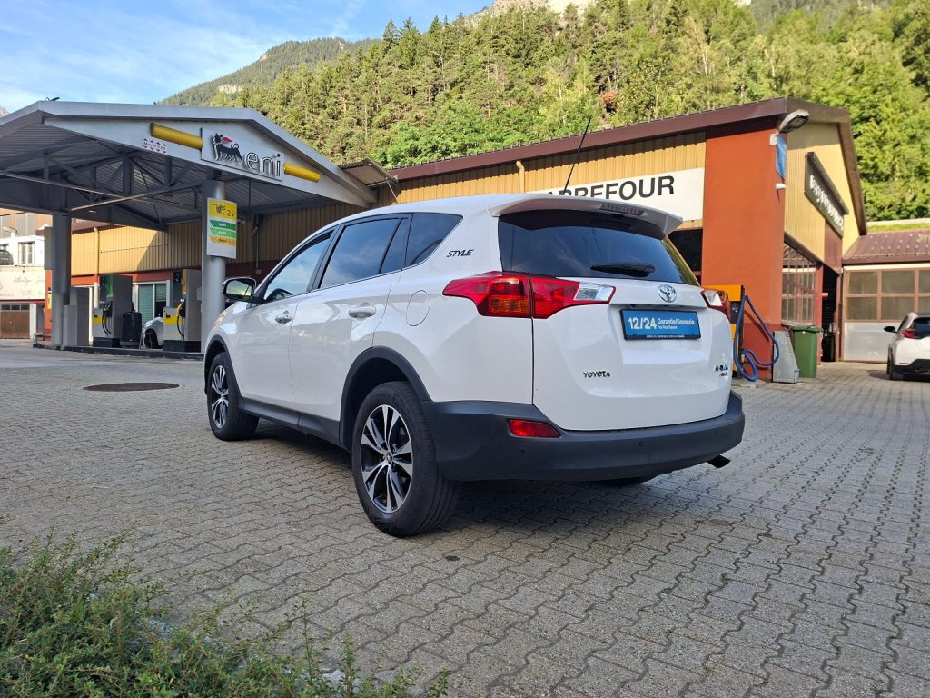 TOYOTA RAV4 2.0i VMa Style MdS, Essence, Occasion / Utilisé, Automatique - 5