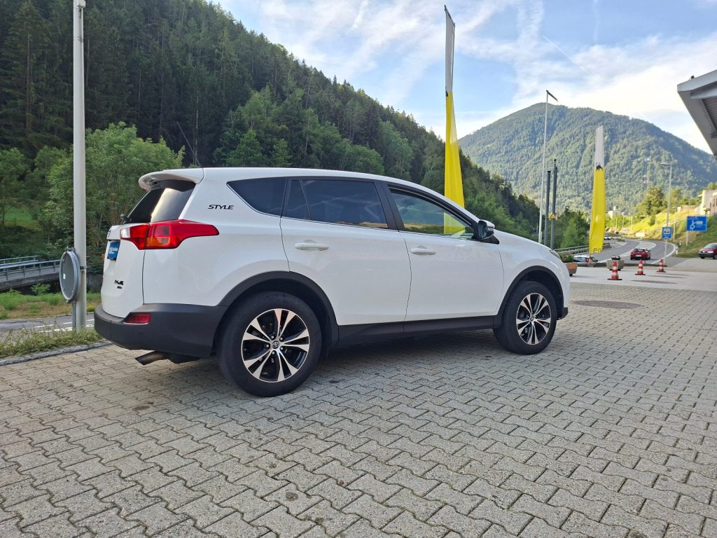 TOYOTA RAV4 2.0i VMa Style MdS, Essence, Occasion / Utilisé, Automatique - 3