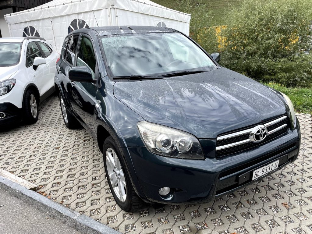 TOYOTA 2.2 D-4D 177 Linea Sol Premium, Diesel, Occasioni / Usate, Manuale - 3