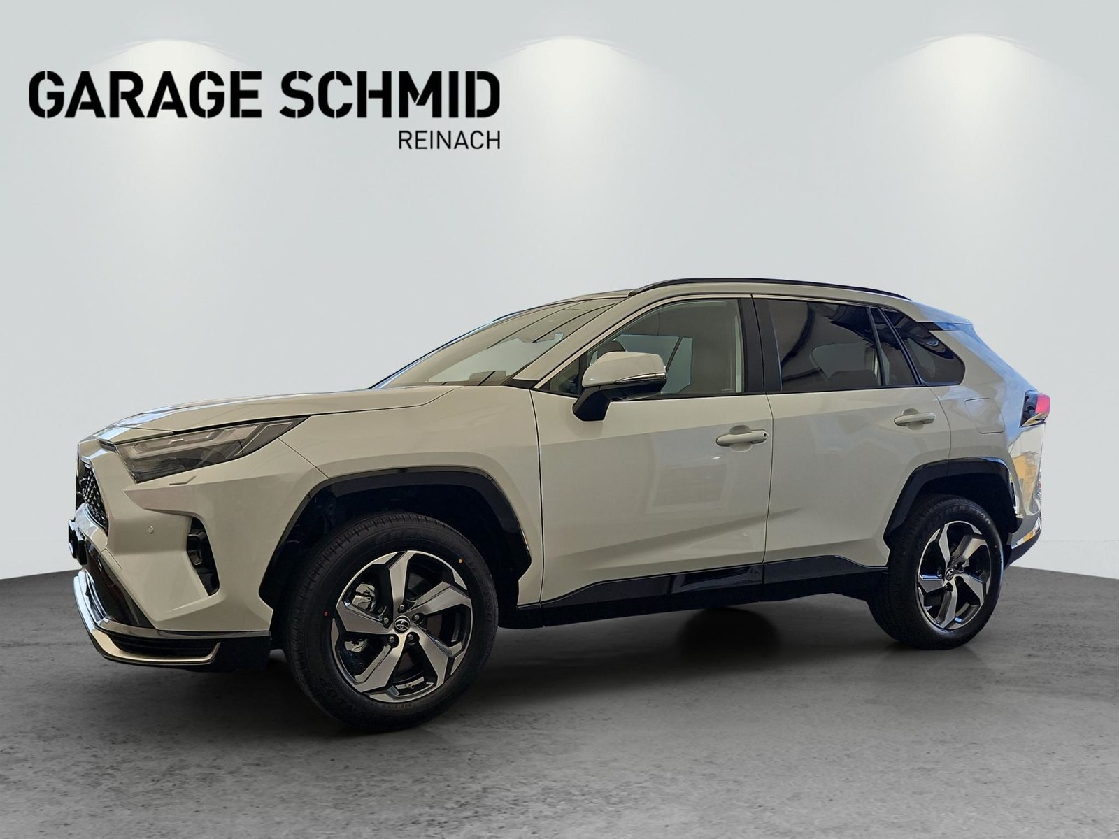 TOYOTA RAV4 2.5 Plug-In-Hybrid Premium, Plug-in-Hybrid Petrol/Electric, Ex-demonstrator, Automatic - 3