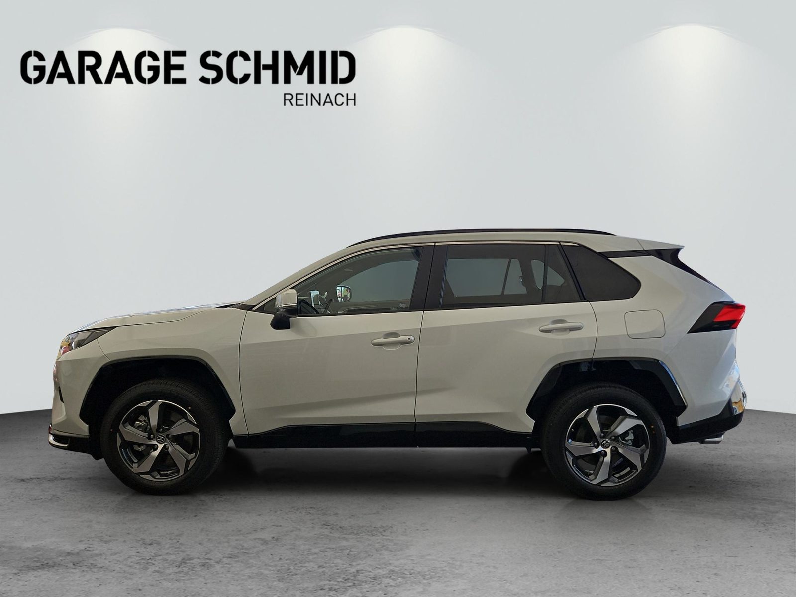TOYOTA RAV4 2.5 Plug-In-Hybrid Premium, Plug-in-Hybrid Petrol/Electric, Ex-demonstrator, Automatic - 4